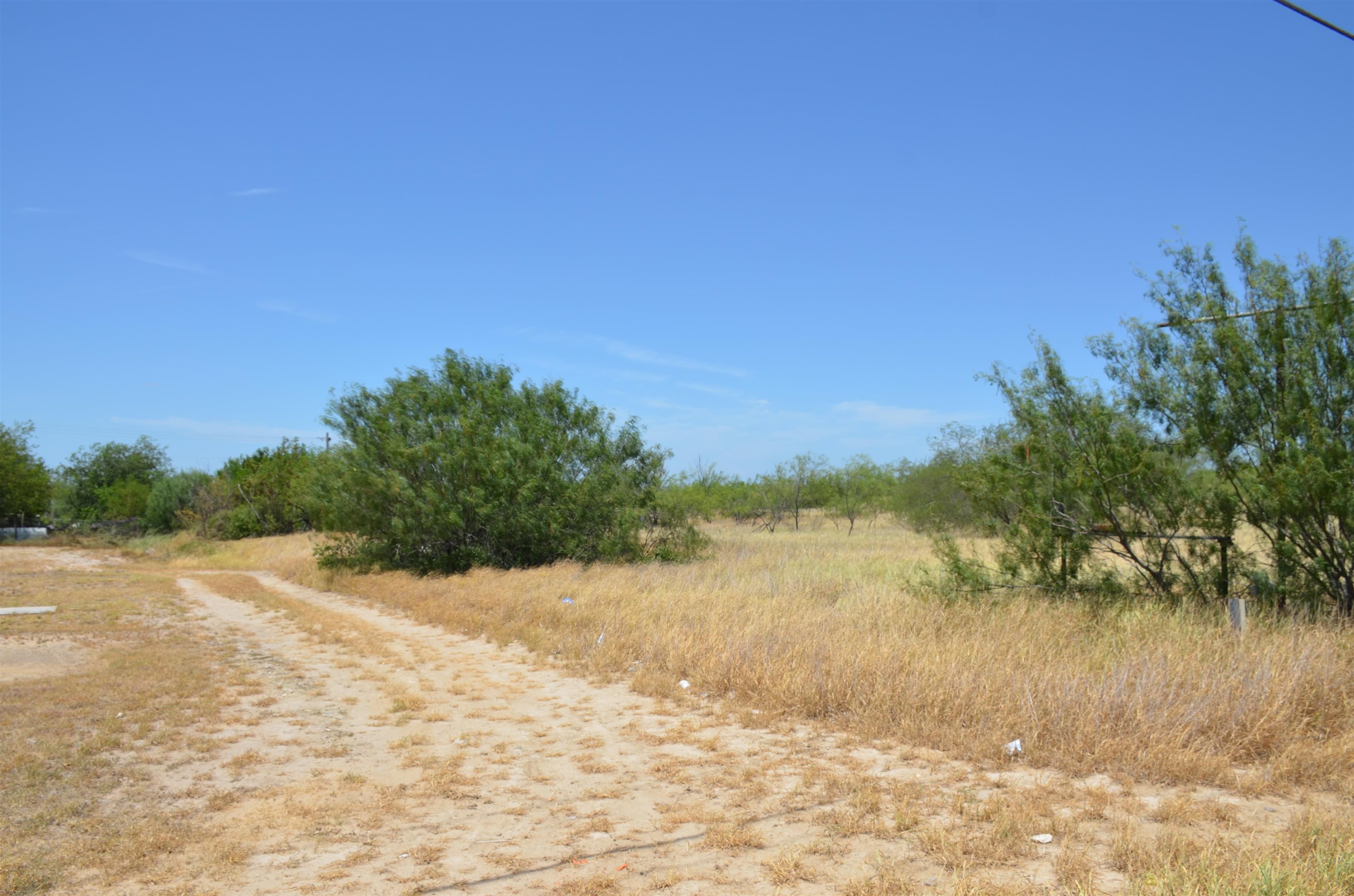 3024 S Us Highway 83 Property Photo 5