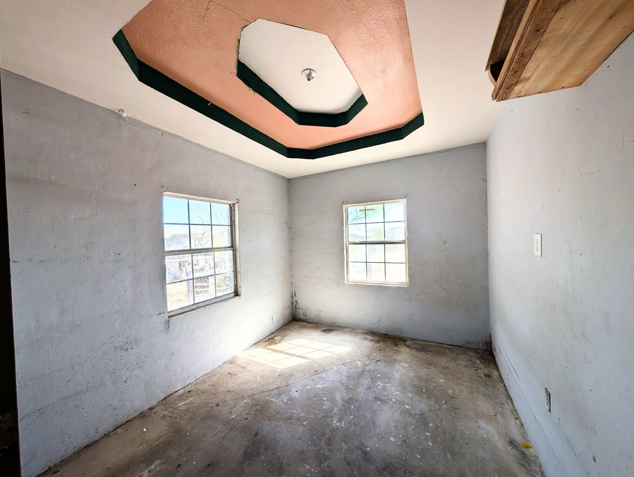 222 Barrera Rd Property Photo 6