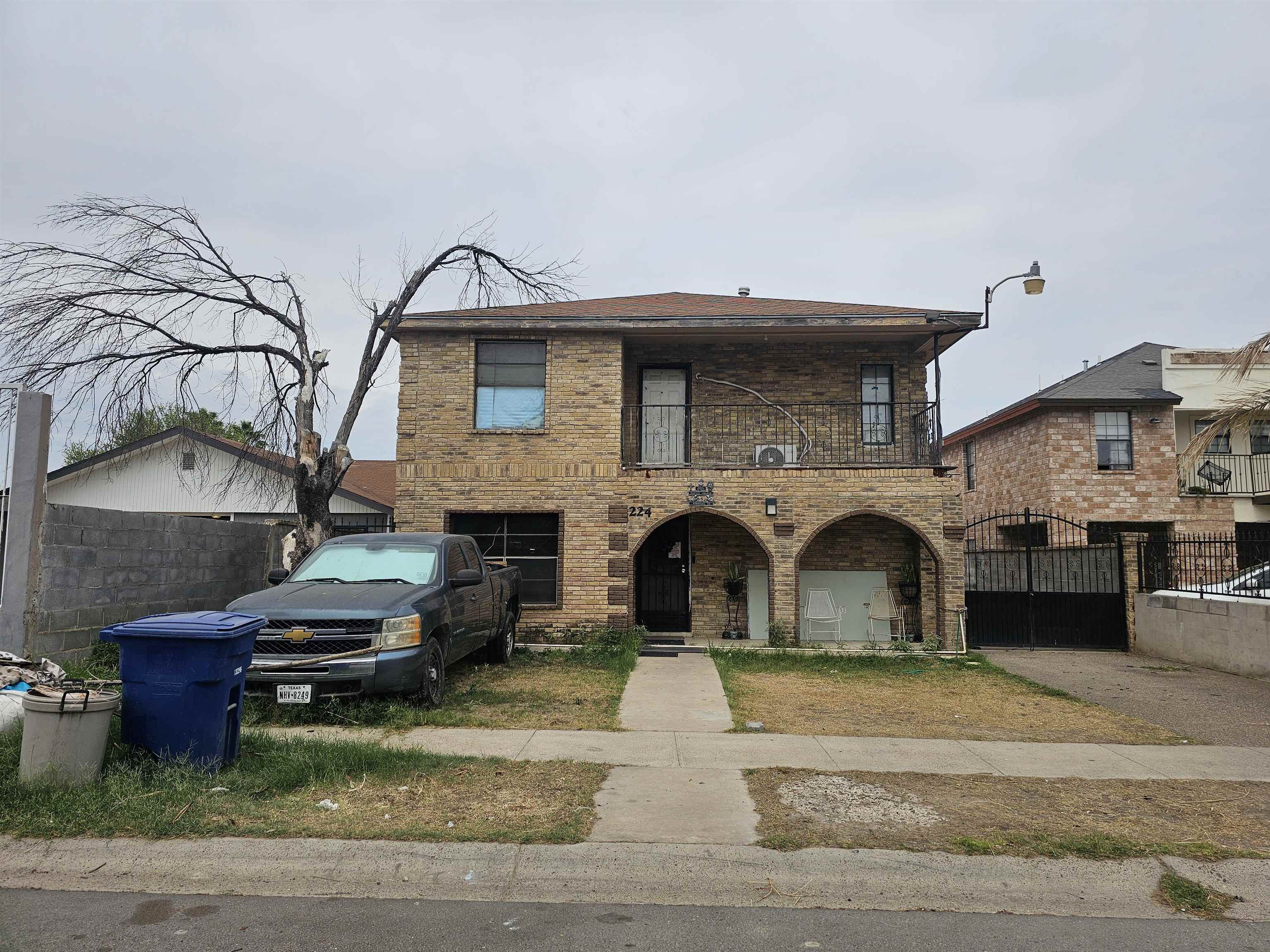 224 Segovia Dr Property Photo 1