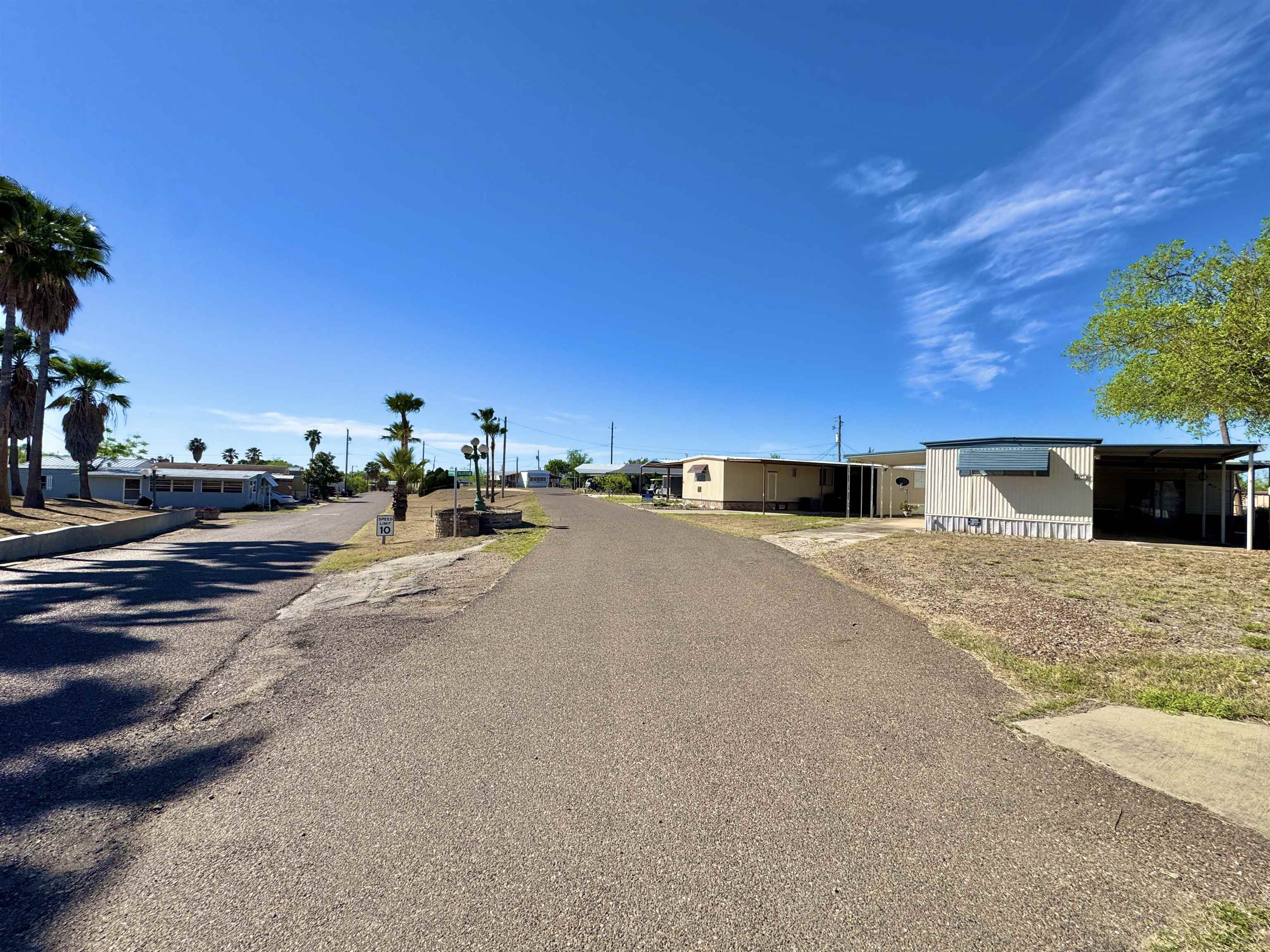 102 Blossum Blvd. Property Photo 23