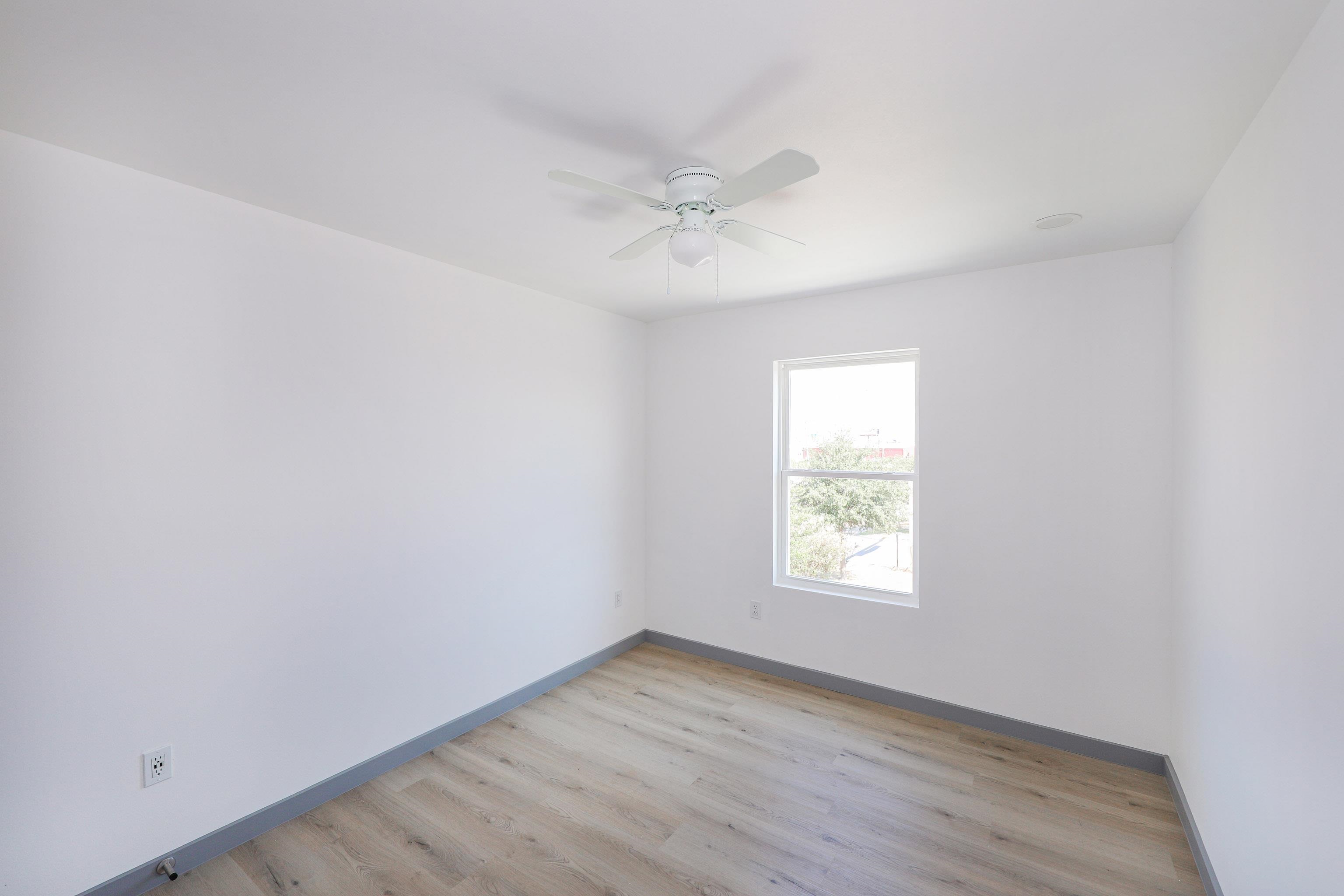 1011 Emerald Valley Dr. 25 D Property Photo 11
