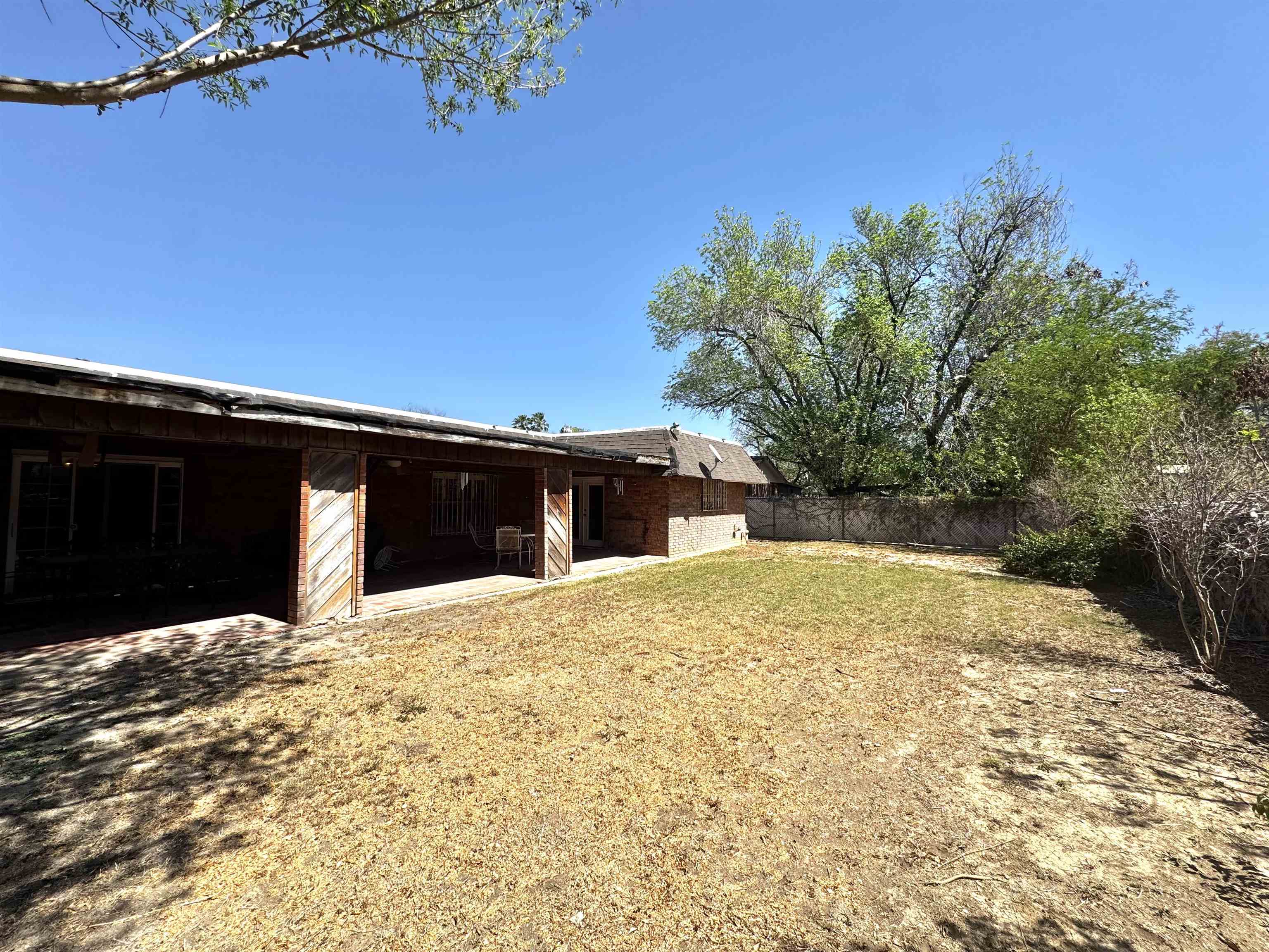 721 Lindenwood Dr Property Photo 18
