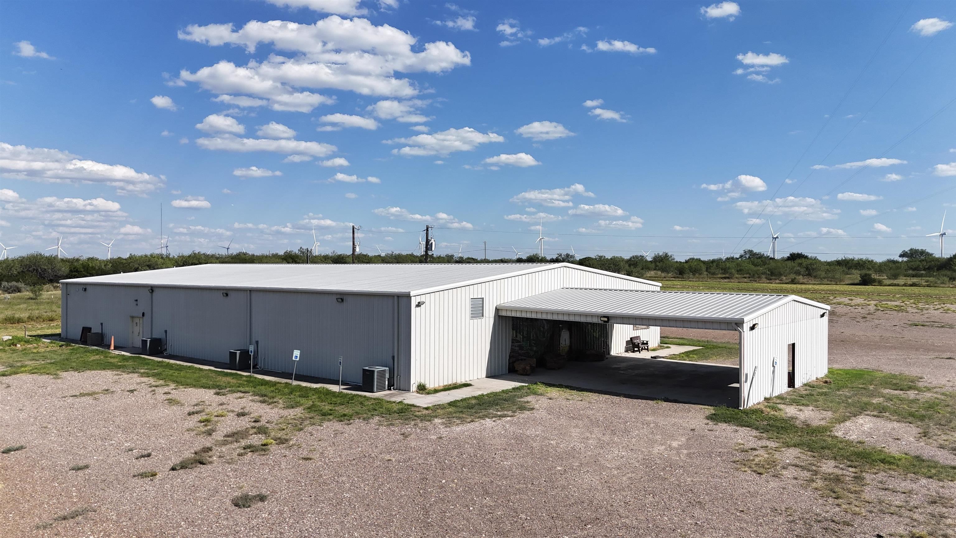 5029 S U.s. Hwy 83 Property Photo 1