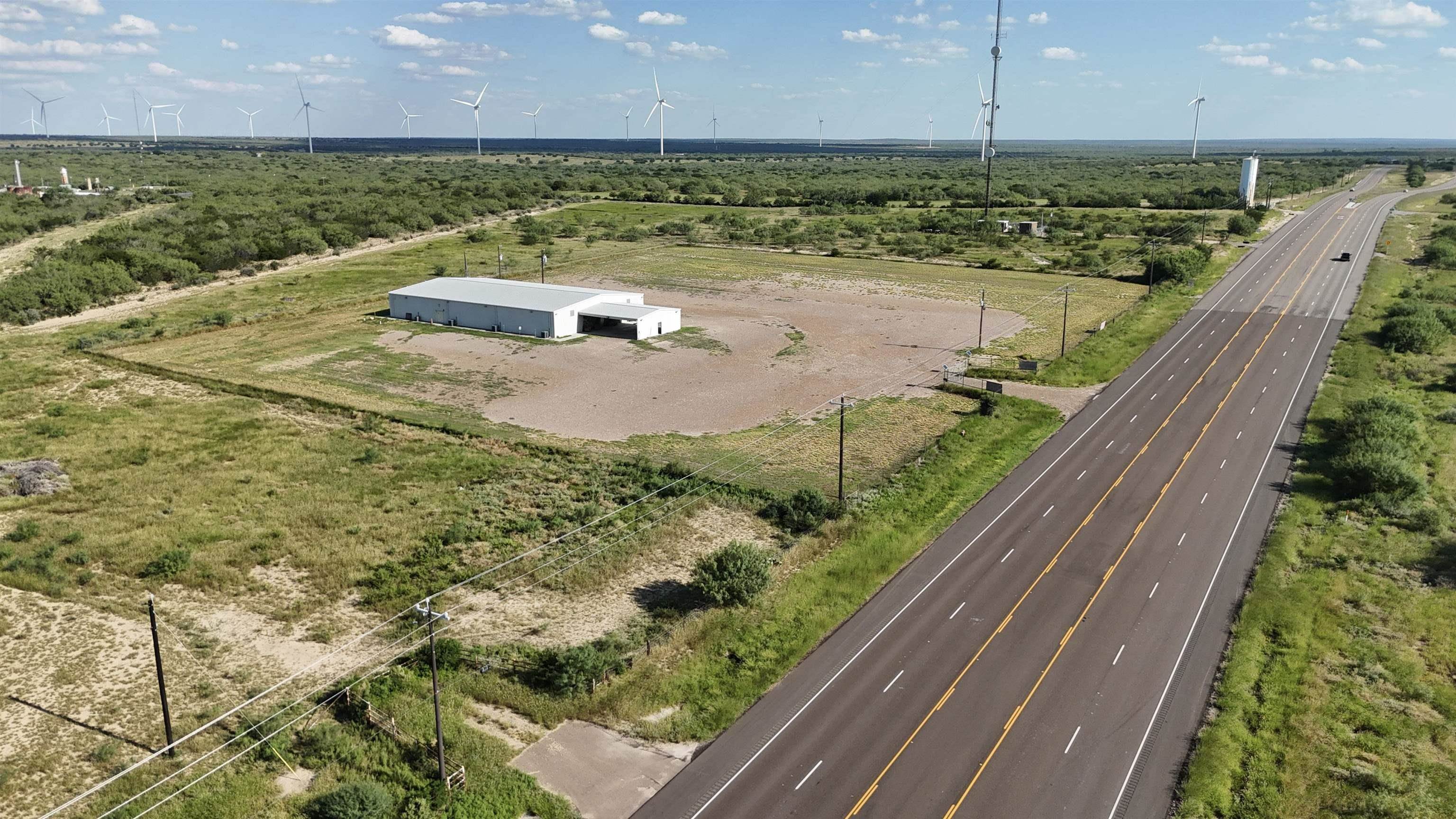 5029 S U.s. Hwy 83 Property Photo 10
