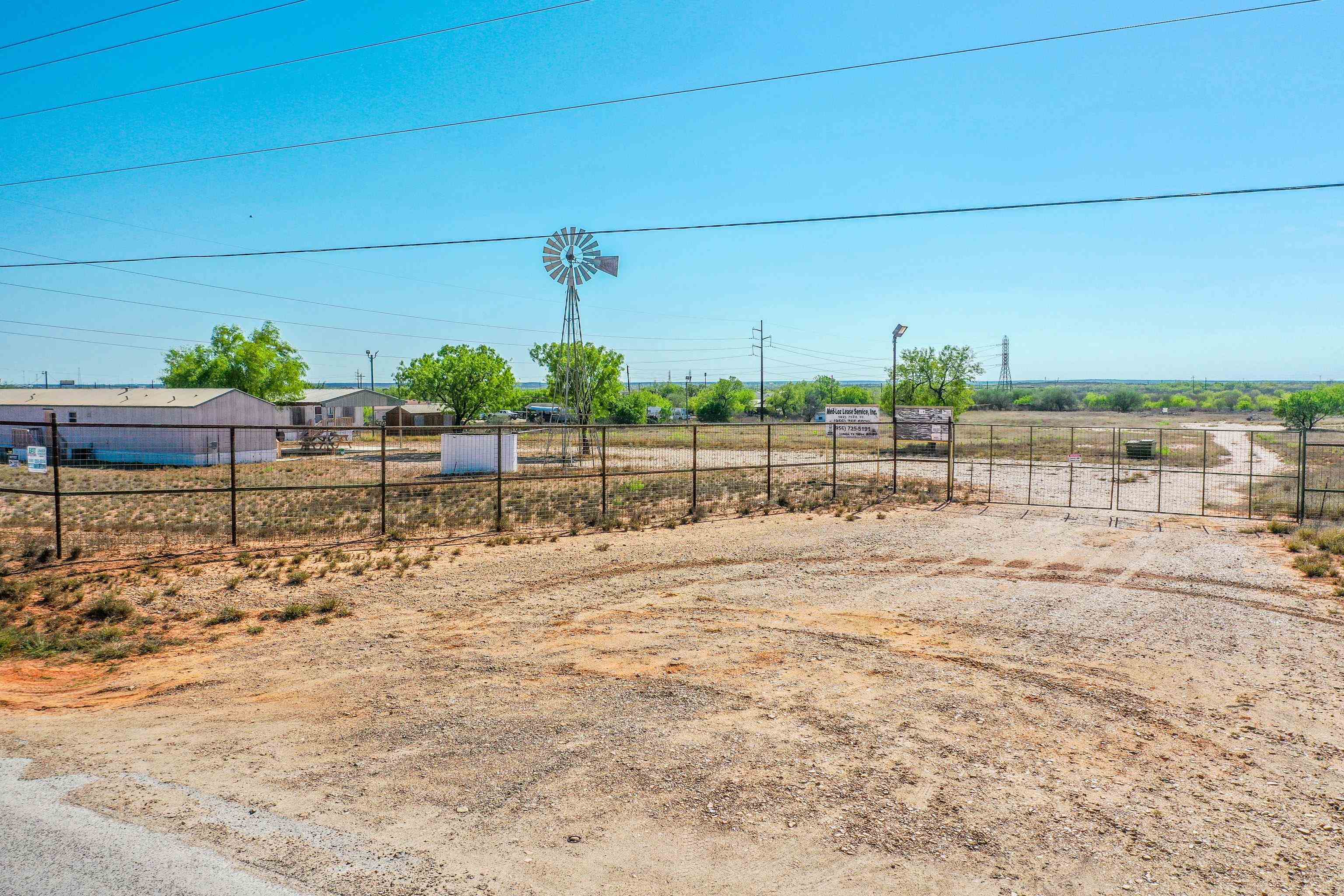 1035 Pena Rd. Property Photo 1