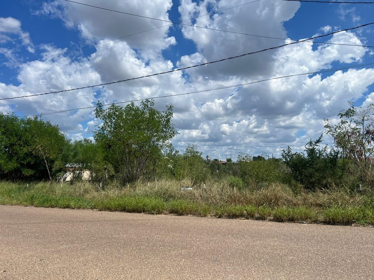 5120 Laredo Ln Property Photo 1