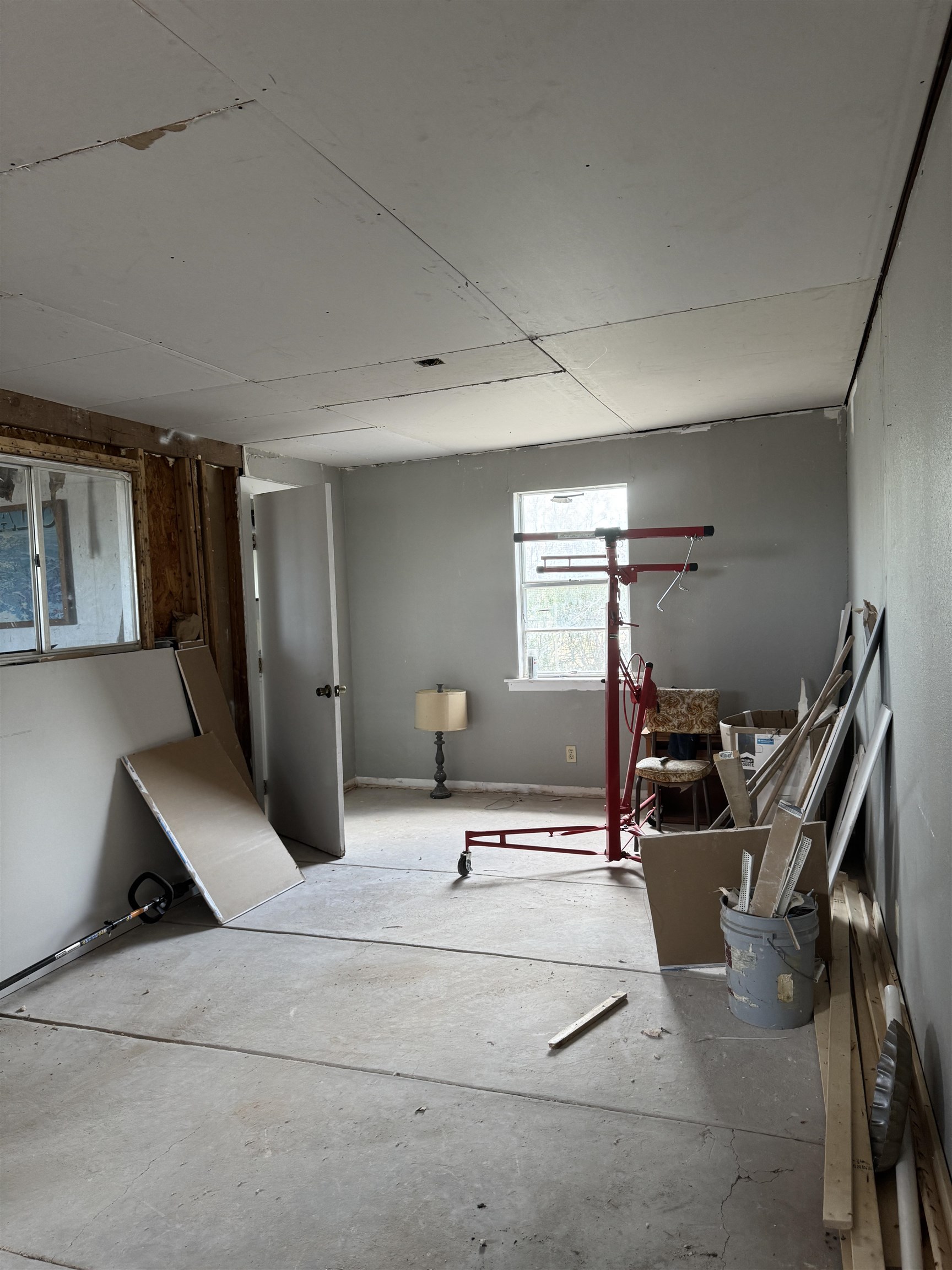 311 Los Arcos Rd. Property Photo 18