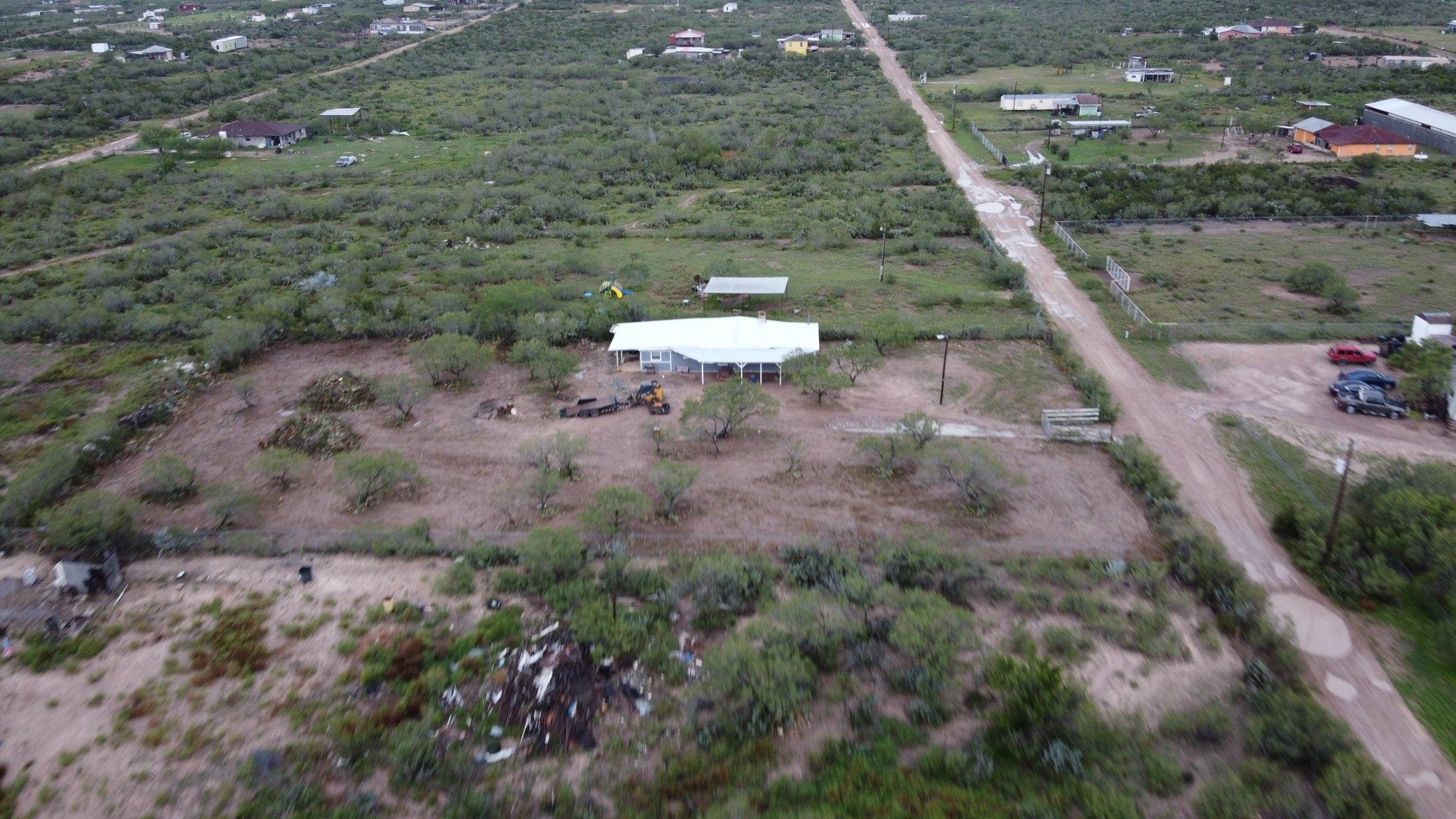 311 Los Arcos Rd. Property Photo 23