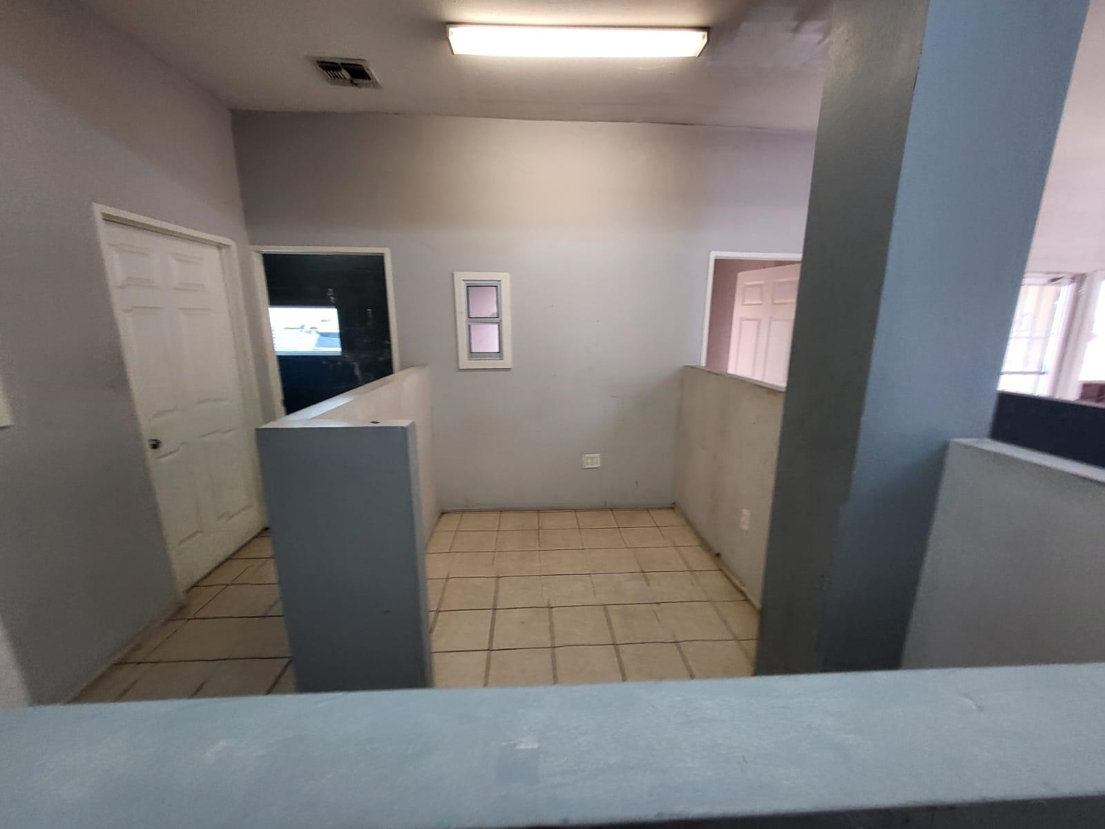 4910 E Saunders St Property Photo 9