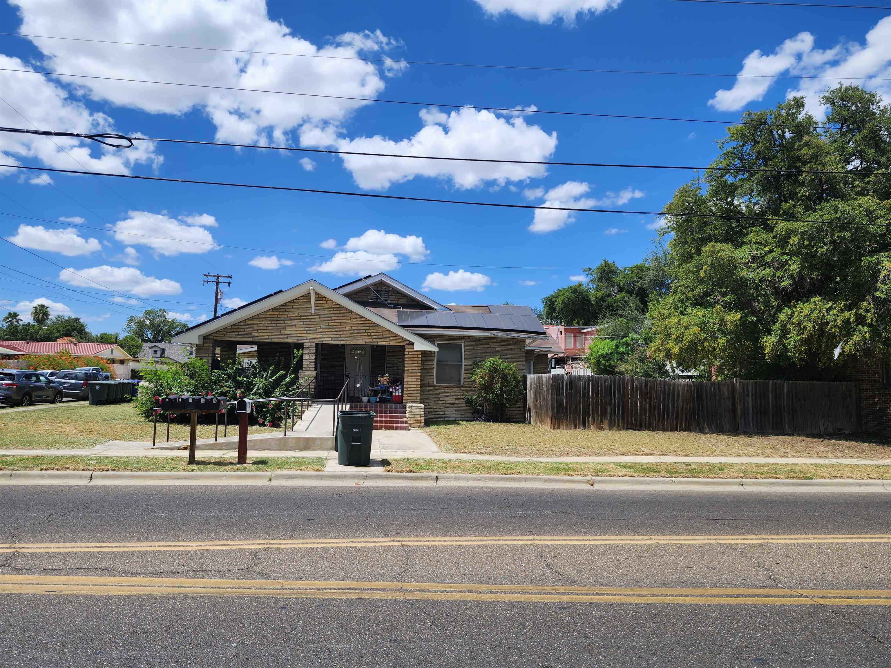 1402 Corpus Christi St Property Photo 1