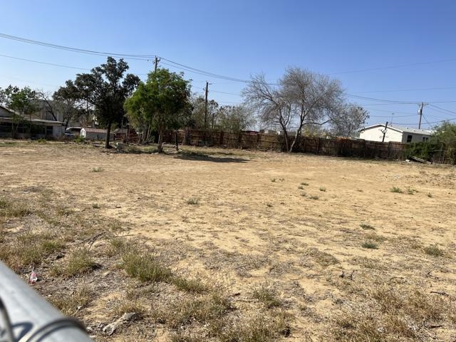 420 Hilltop Rd Property Photo 3