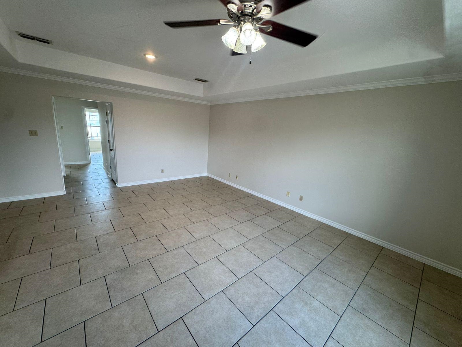 9805 Sterling St. 202 Property Photo 5