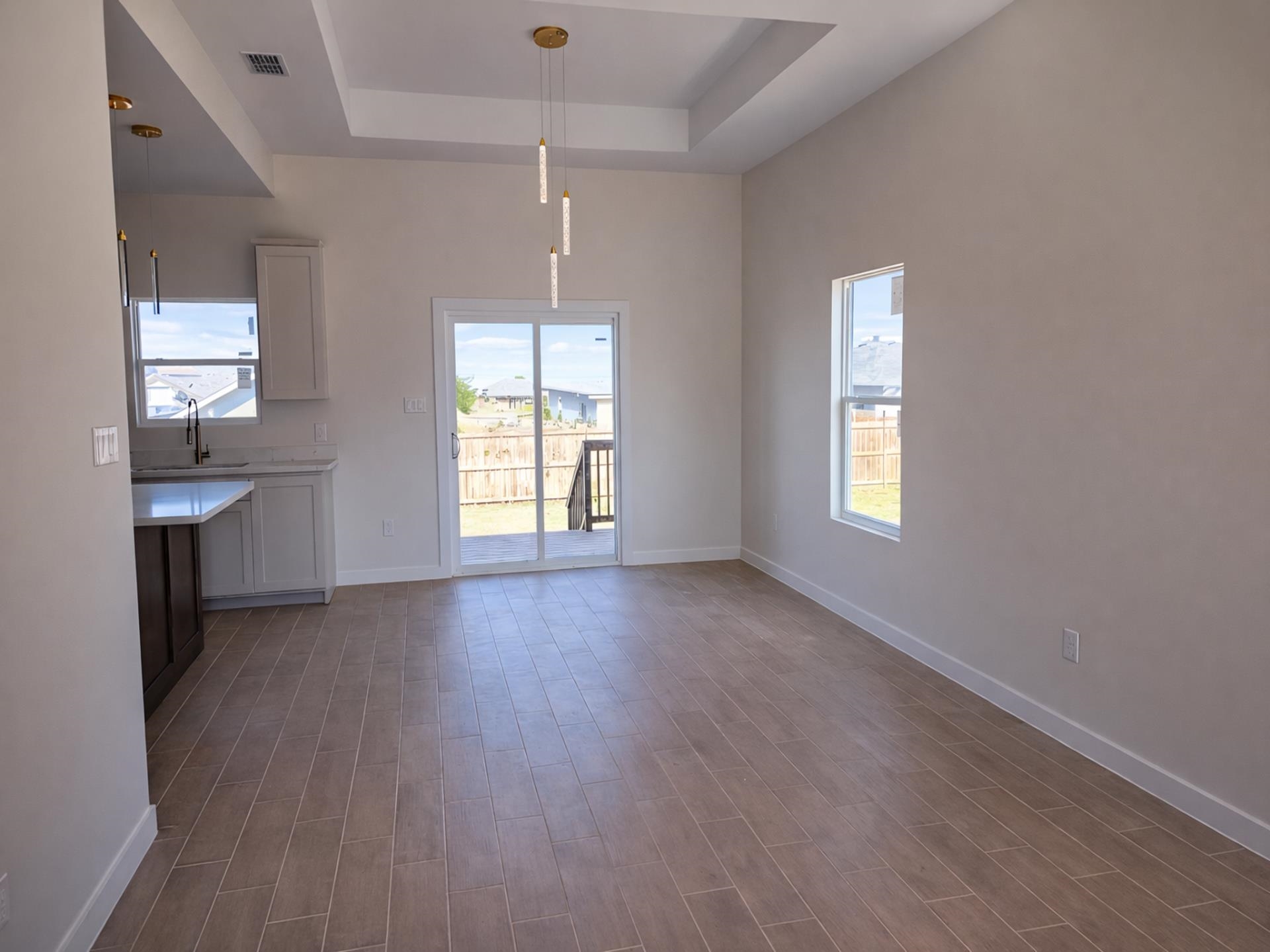 5206 Curuba Dr. Property Photo 2