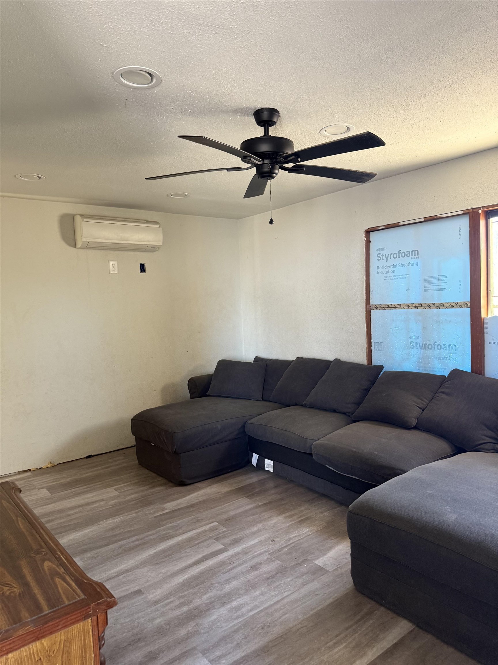 1023 Avenue G Property Photo 7