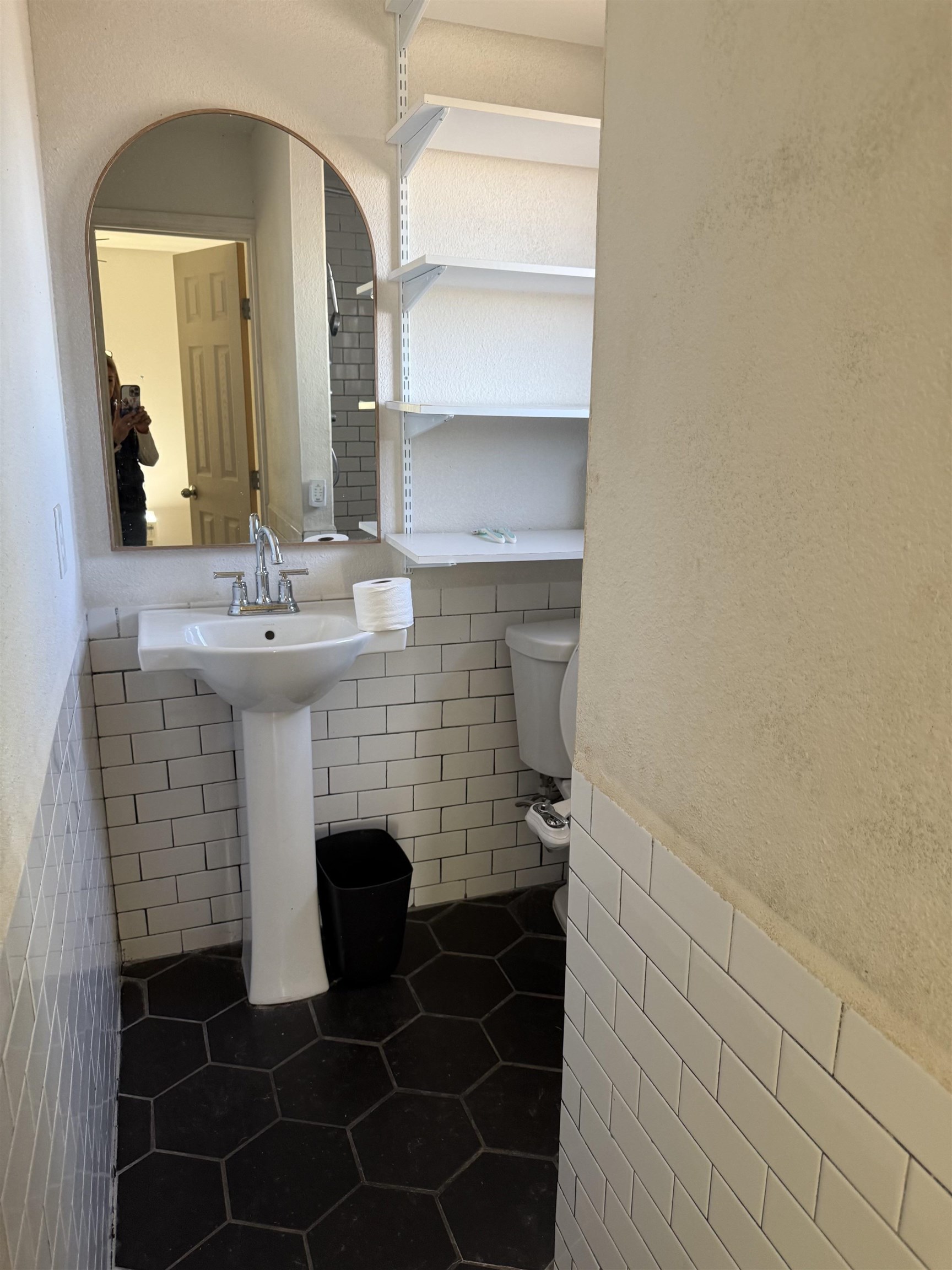 1023 Avenue G Property Photo 8