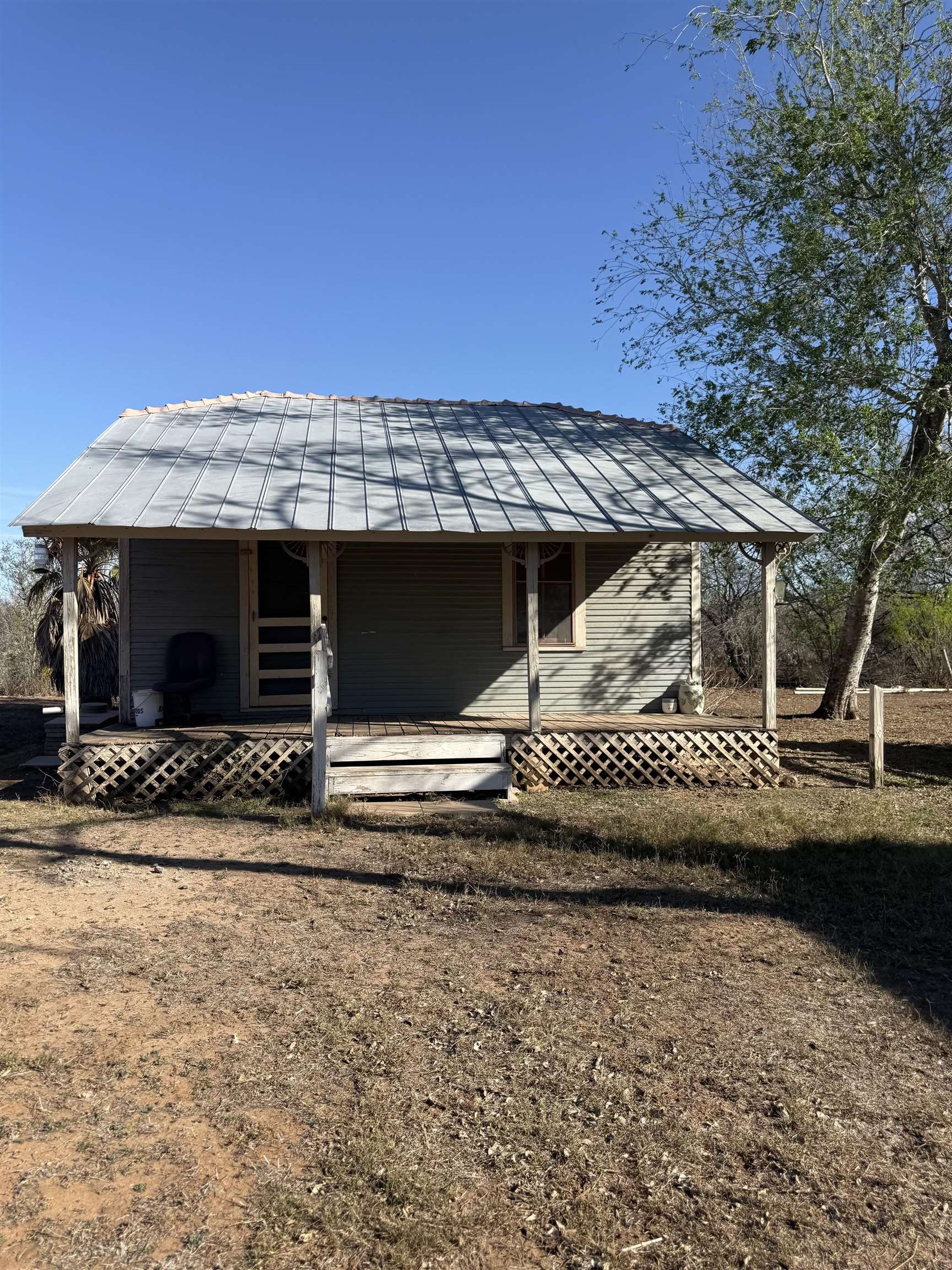 1023 Avenue G Property Photo 10
