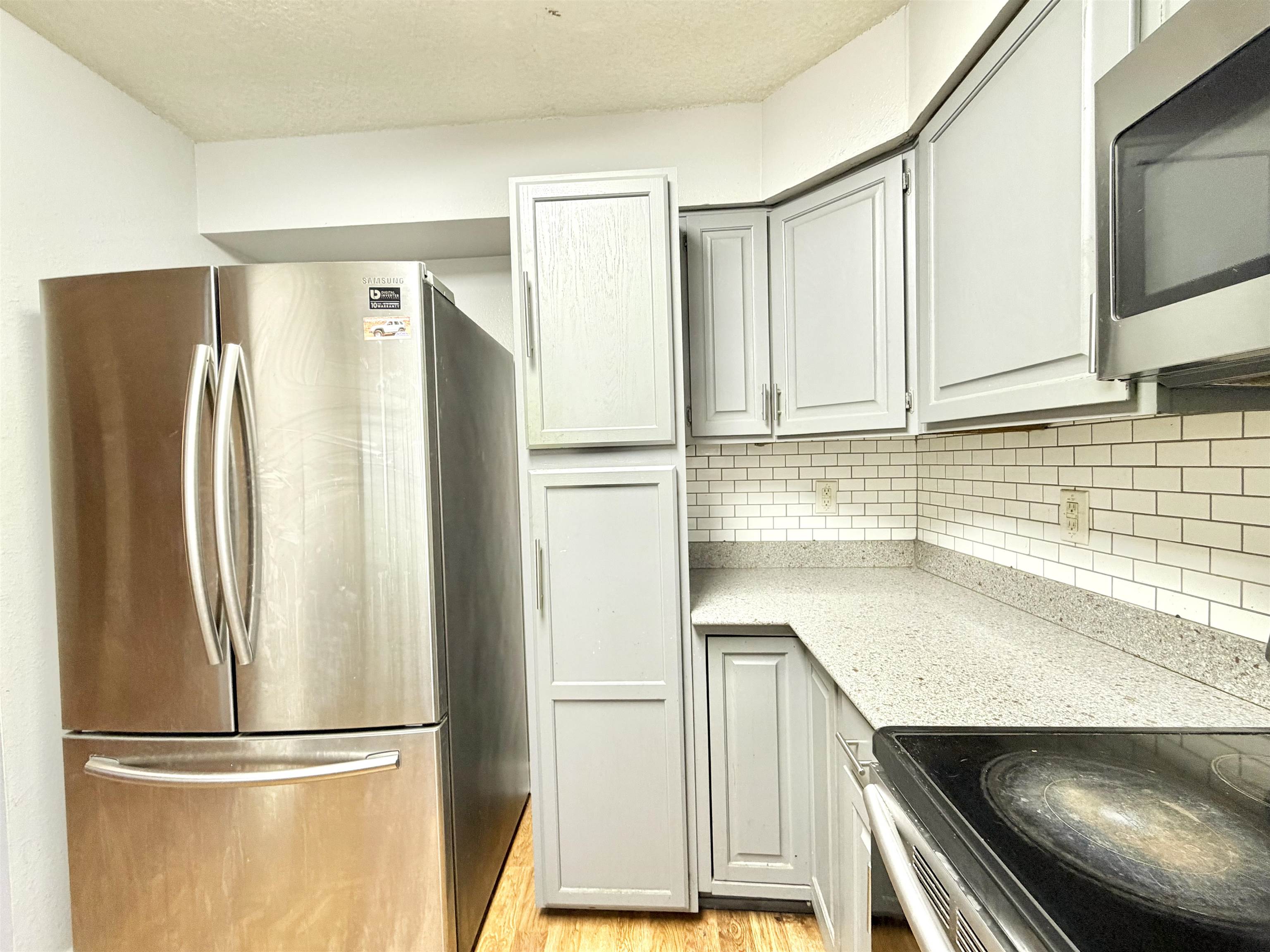 101 W Del Mar Blvd 7e Property Photo 12