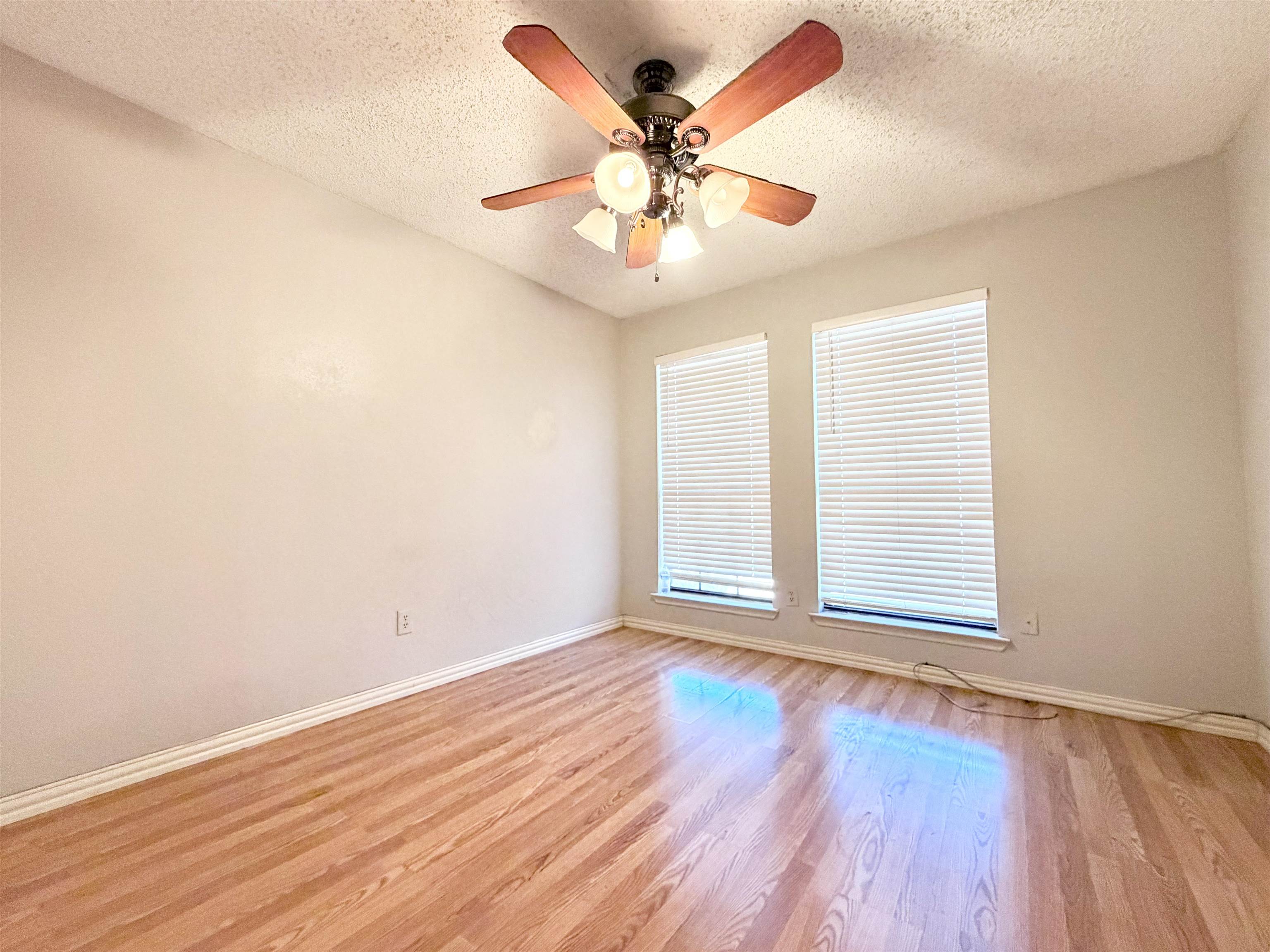 101 W Del Mar Blvd 7e Property Photo 15