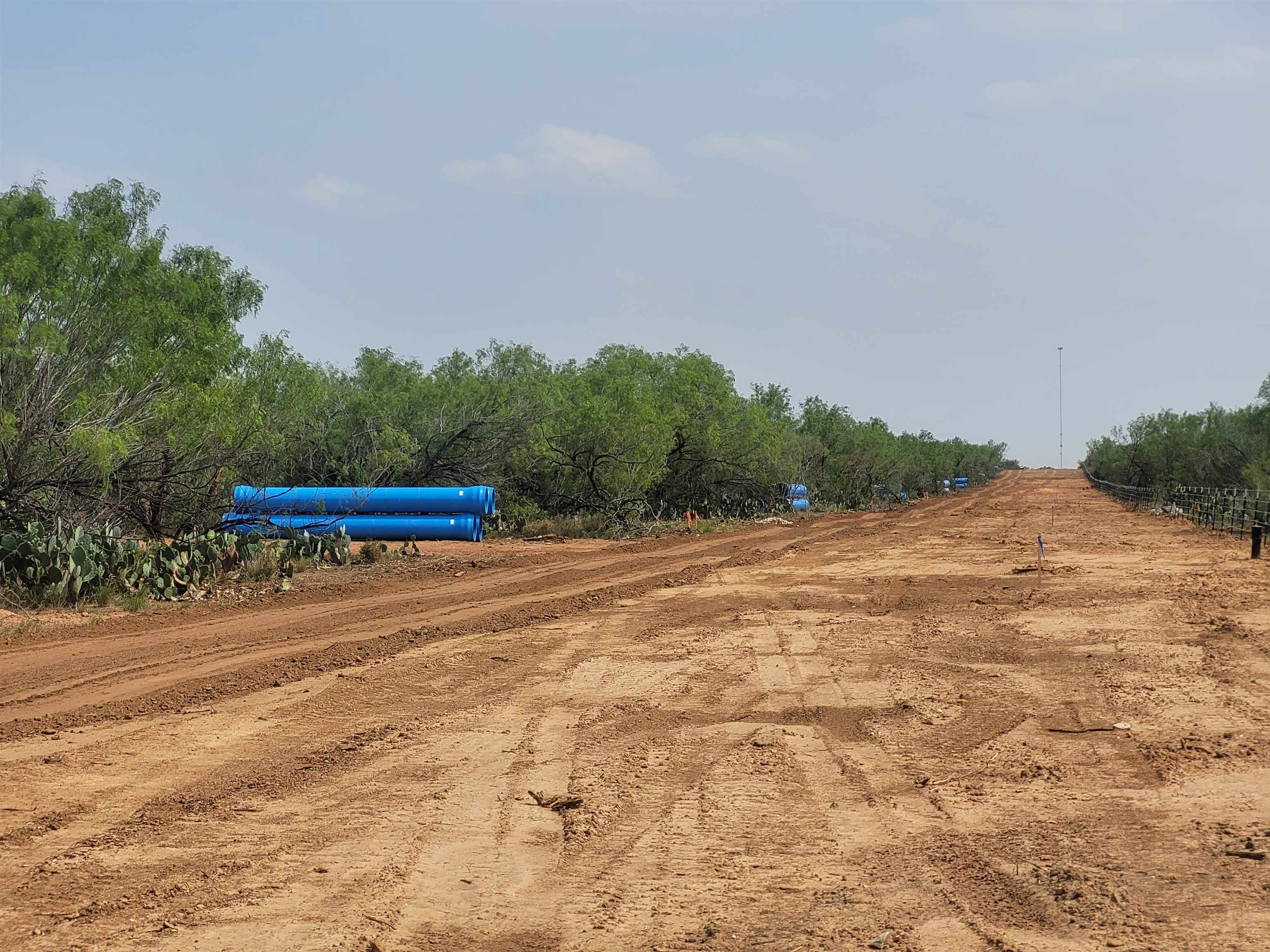 1000 U.s. Hwy 83 Property Photo 4