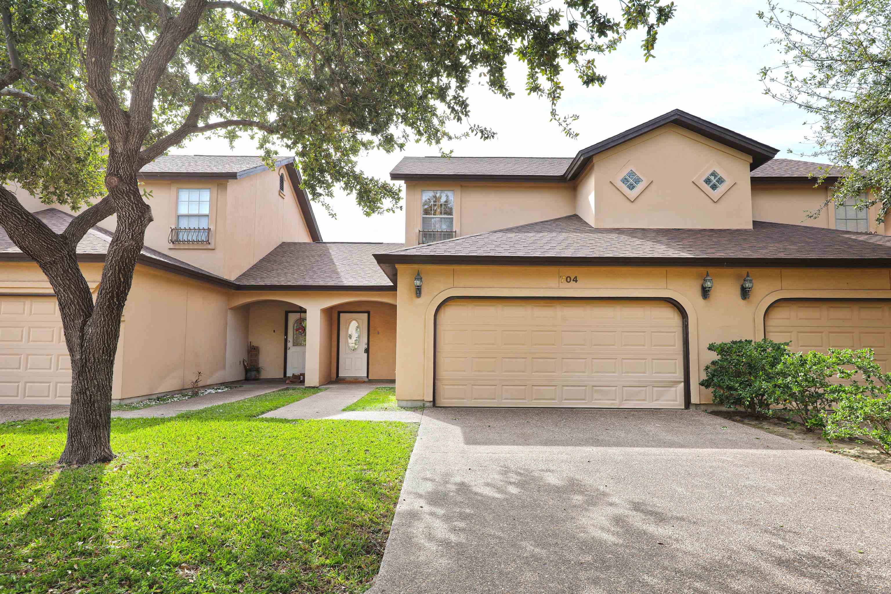510 Shiloh Dr 704 Property Photo 1