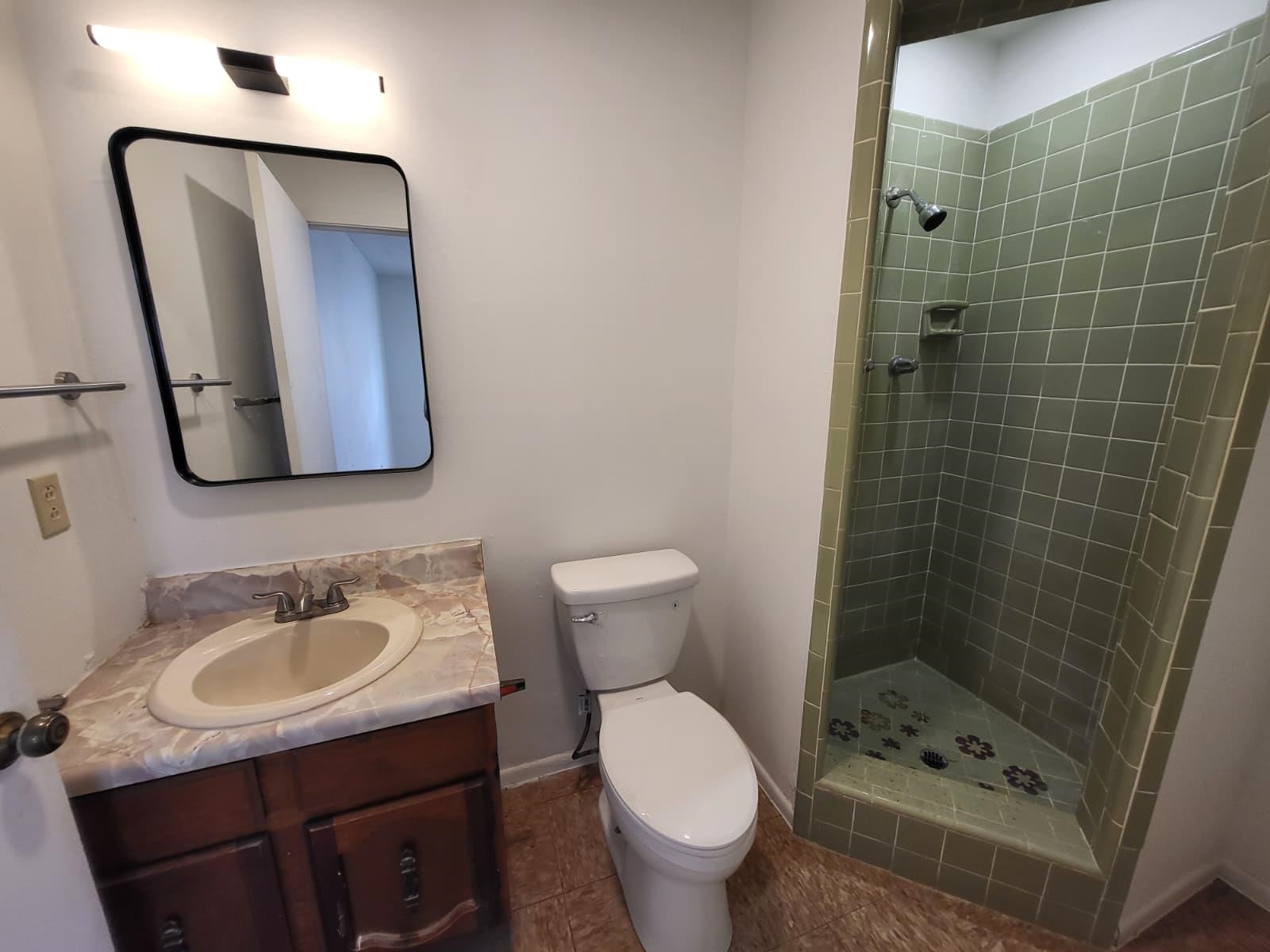 216 N Meadow Ave 1 Property Photo 4