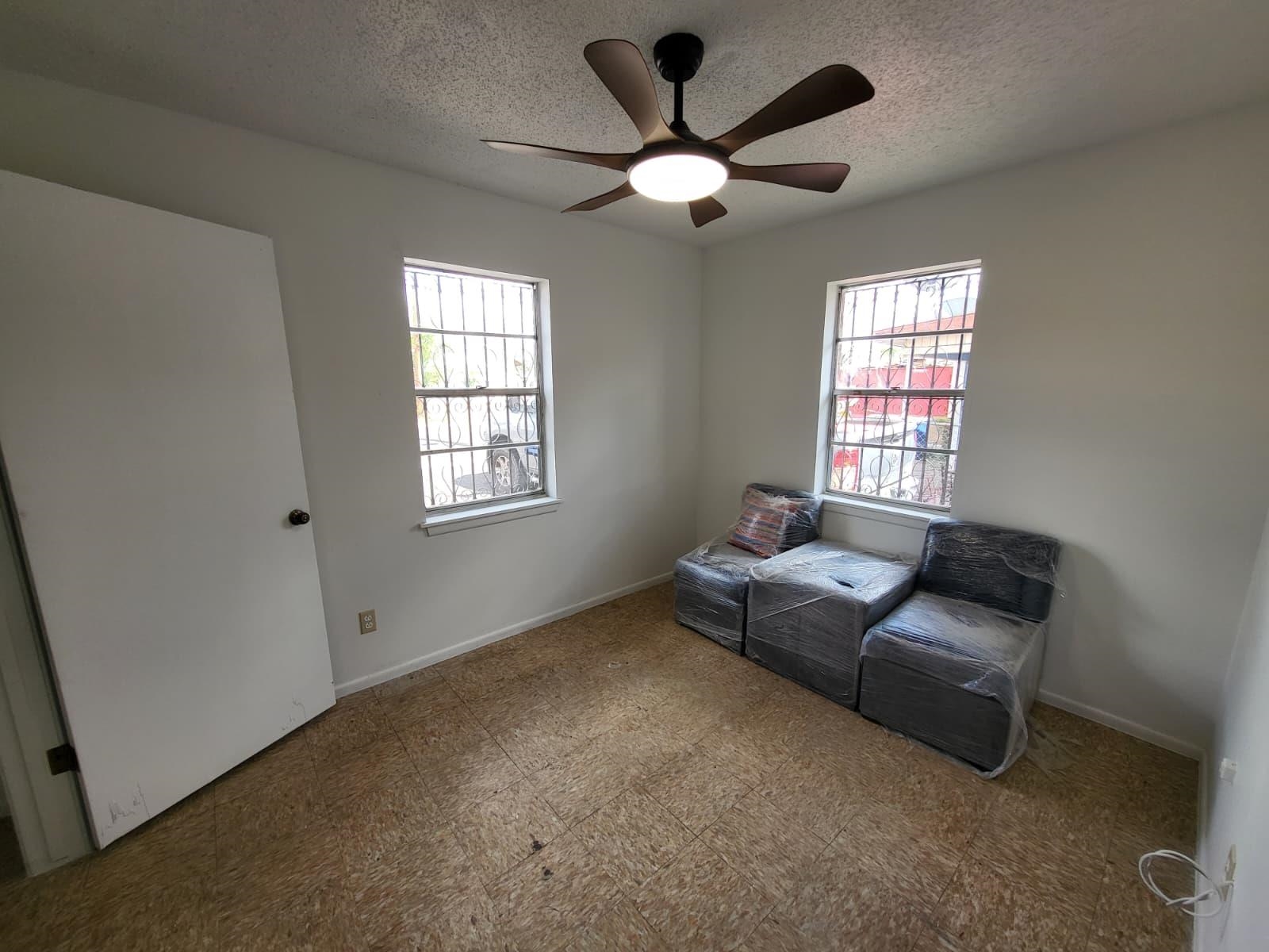 216 N Meadow Ave 1 Property Photo 8