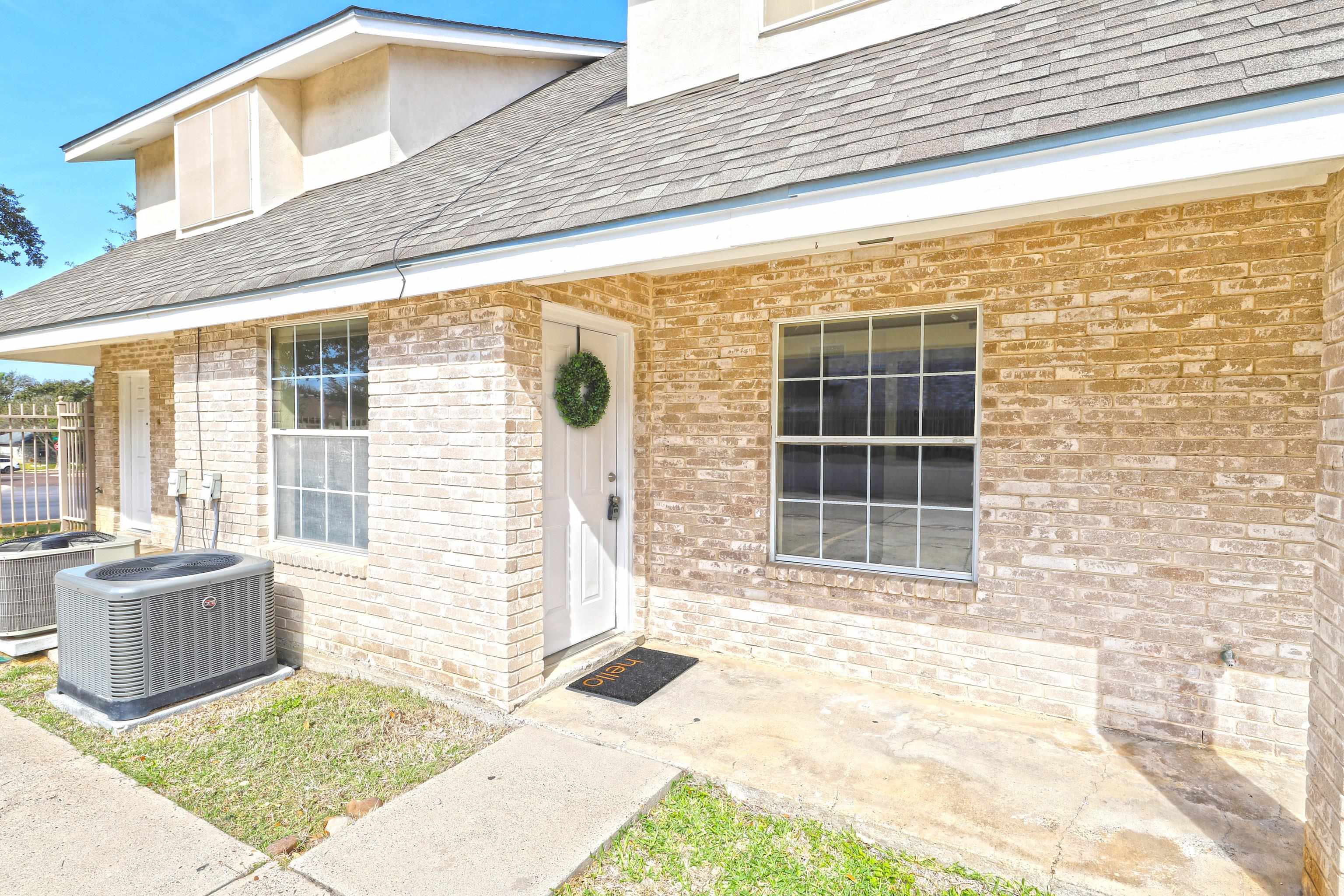 8911 McPherson Rd 2A Property Photo 1