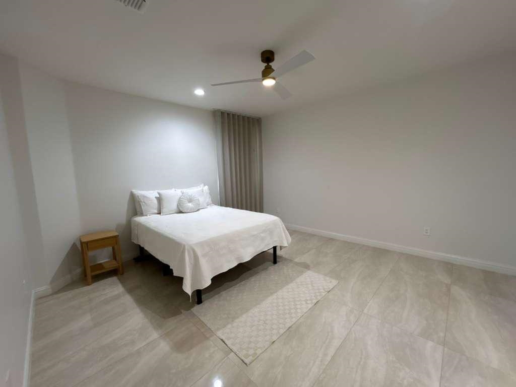 2110 Bermuda Dr 8 Property Photo 19