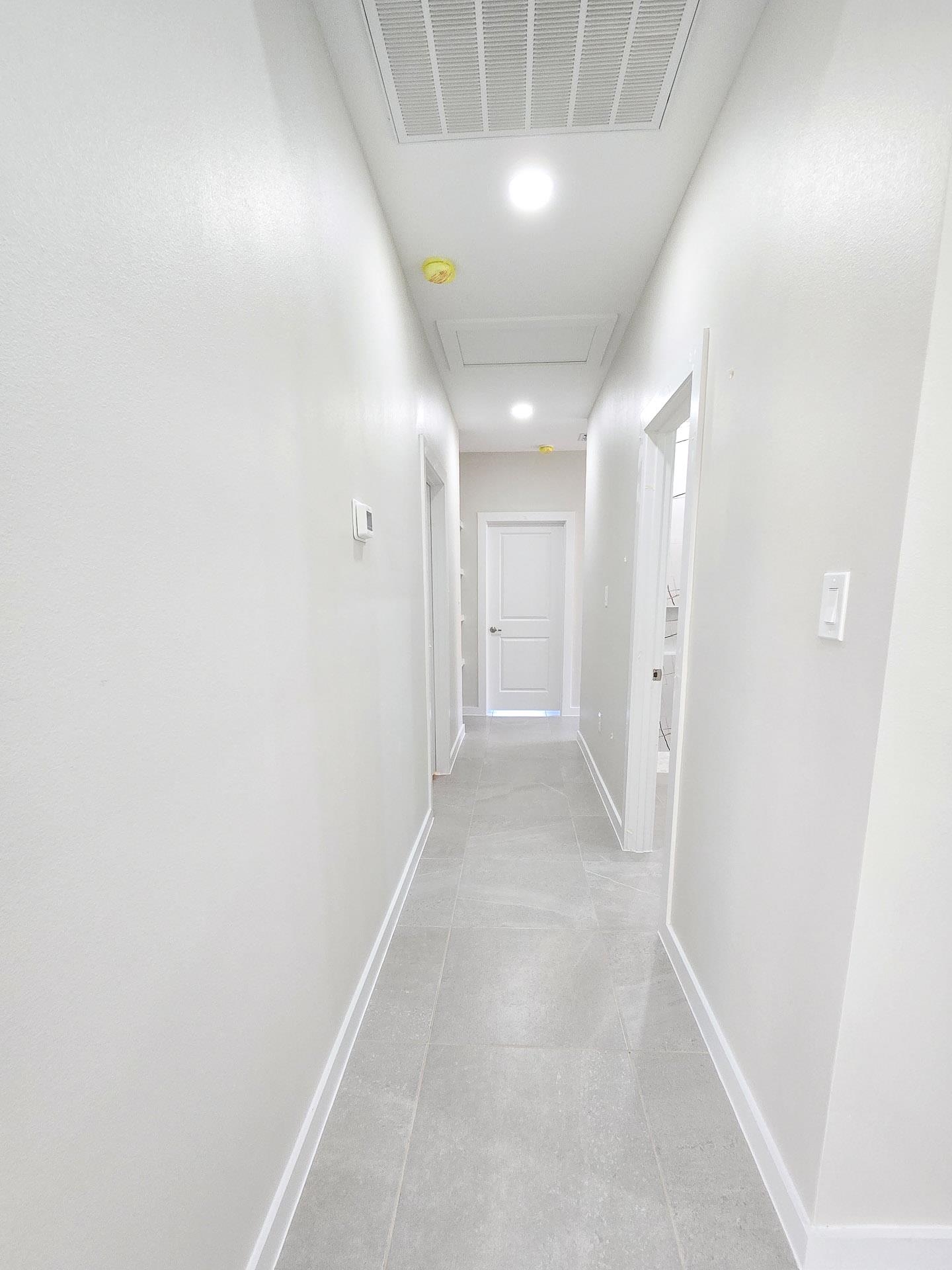 1018 Noyola Loop Property Photo 11