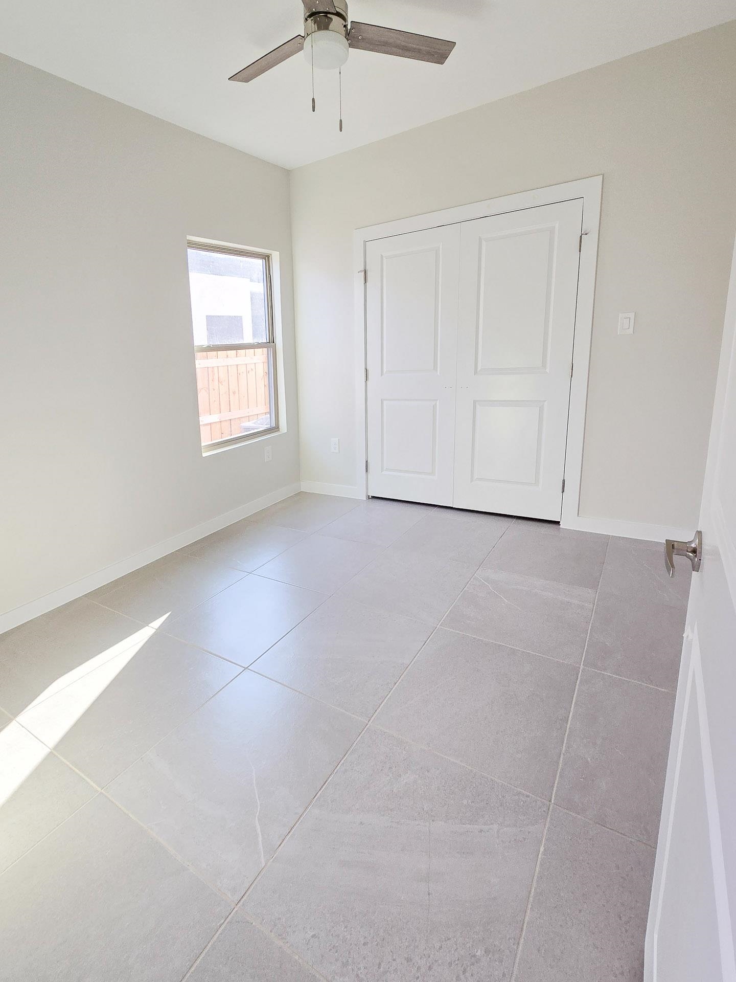 1018 Noyola Loop Property Photo 17