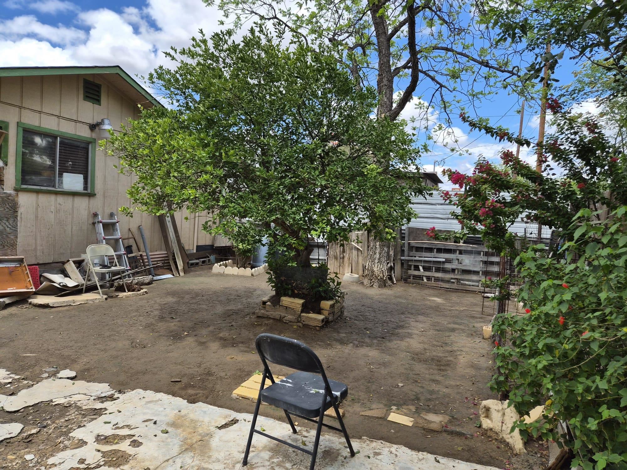 2215 San Dario Ave Property Photo 2