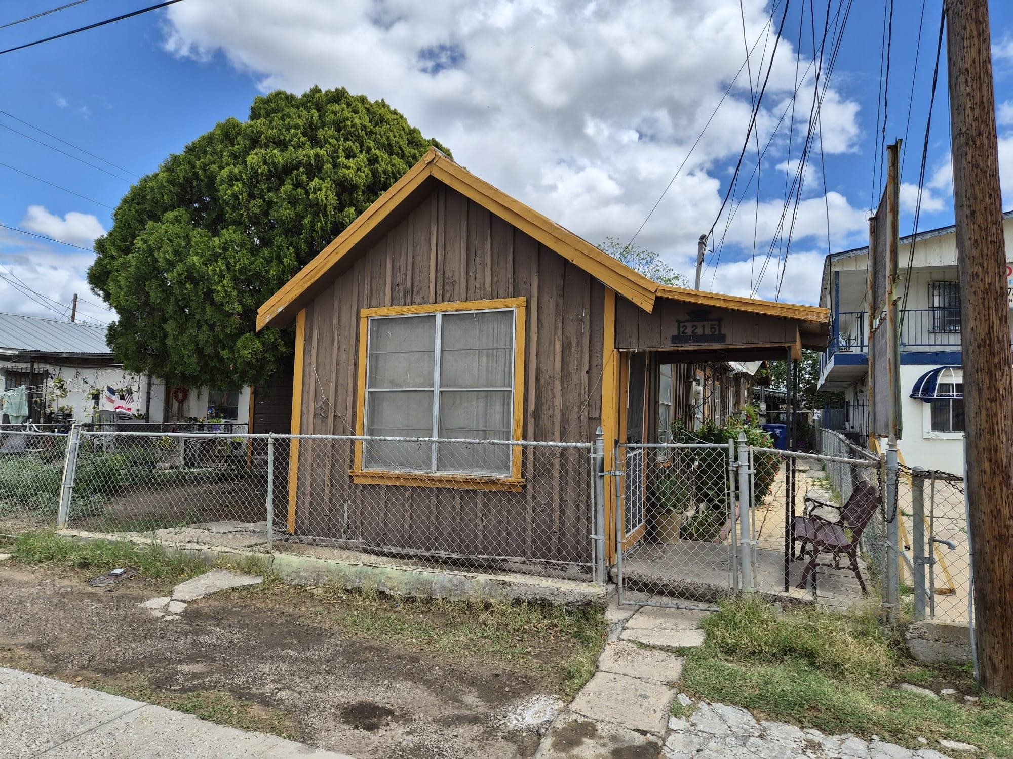 2215 San Dario Ave Property Photo 17