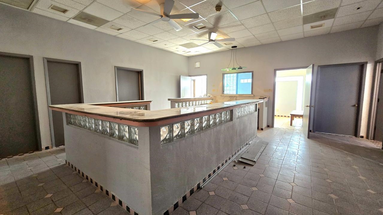 220 W Hillside Rd Property Photo 8