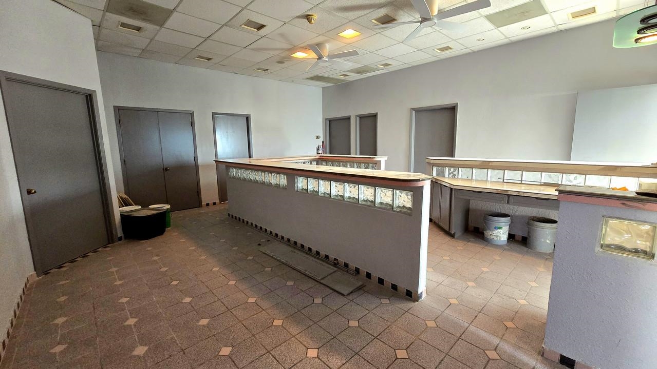 220 W Hillside Rd Property Photo 11
