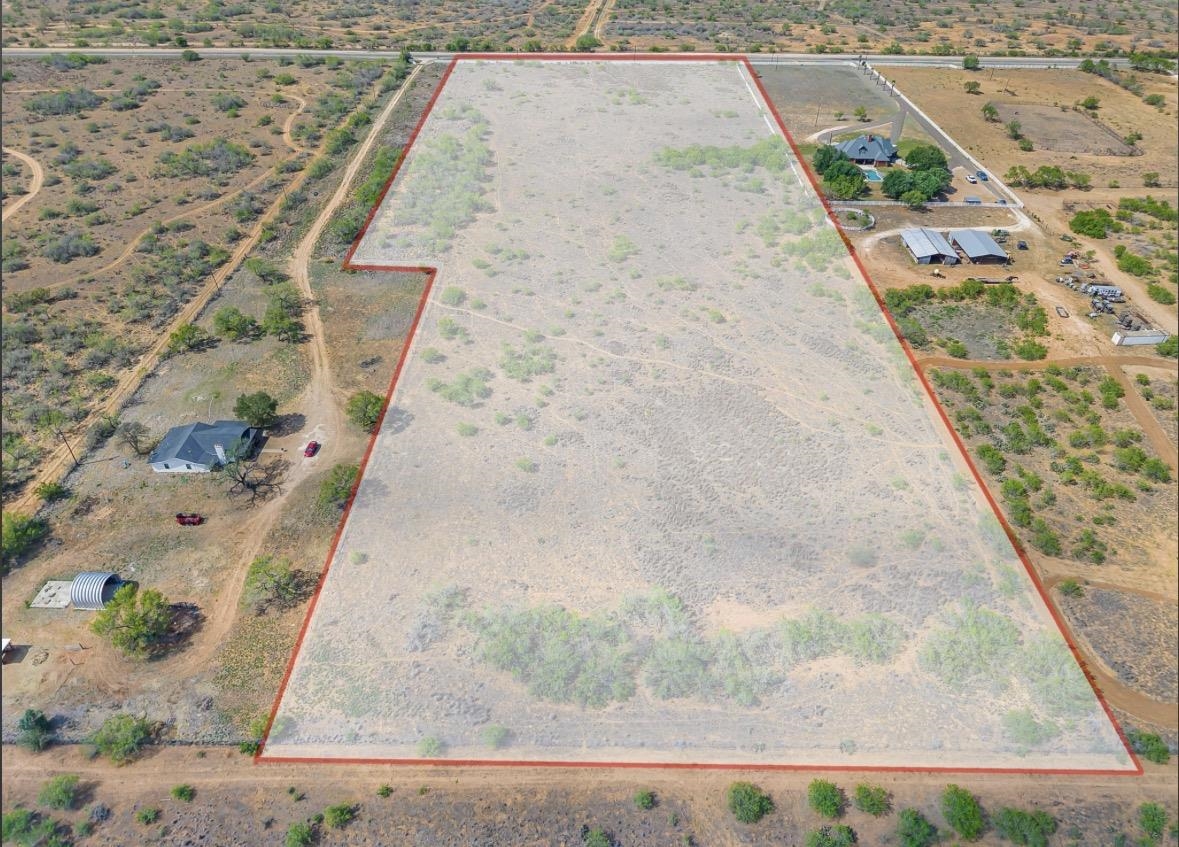 Fm 3073 Property Photo 1