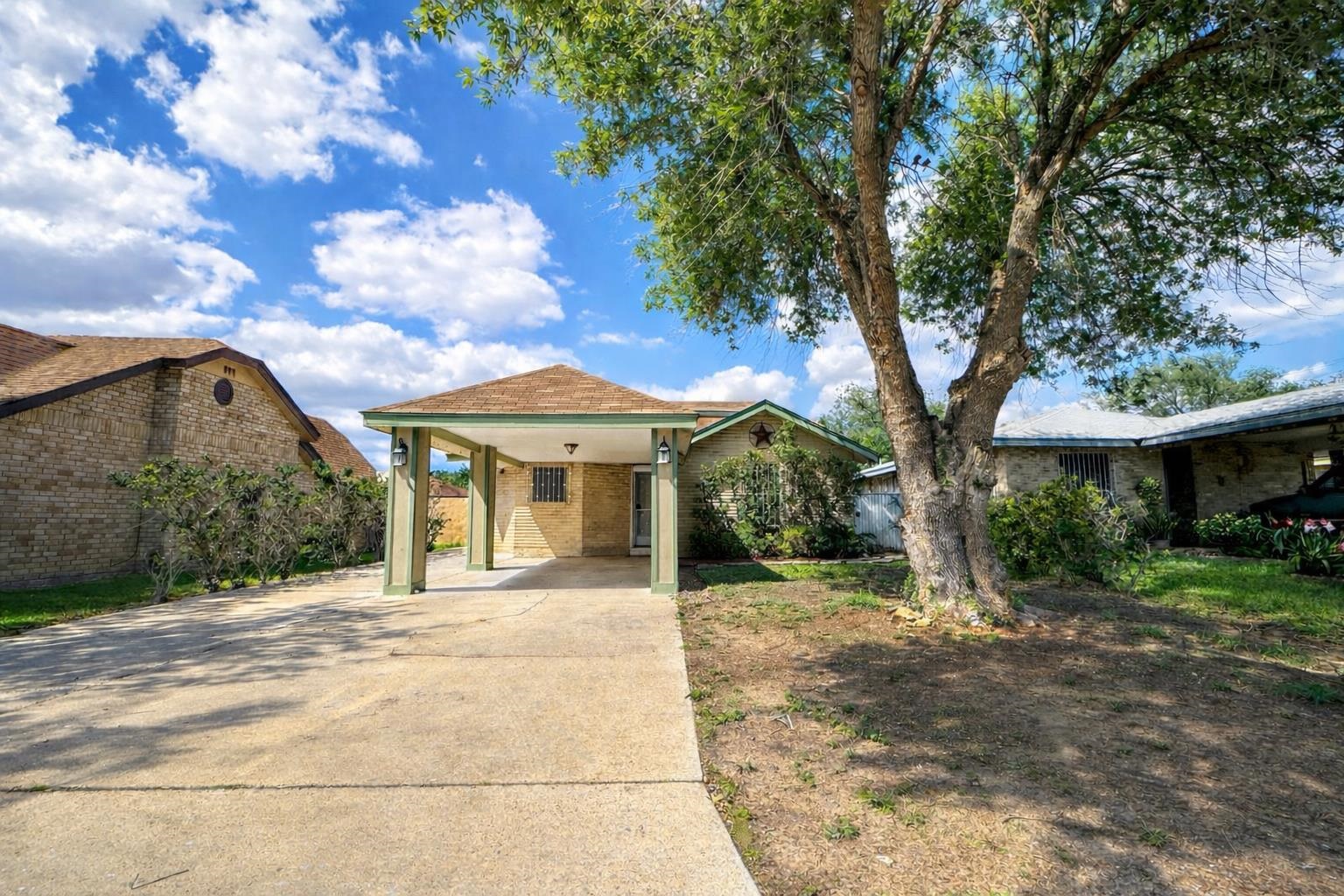 1504 Agave Dr Property Photo 1