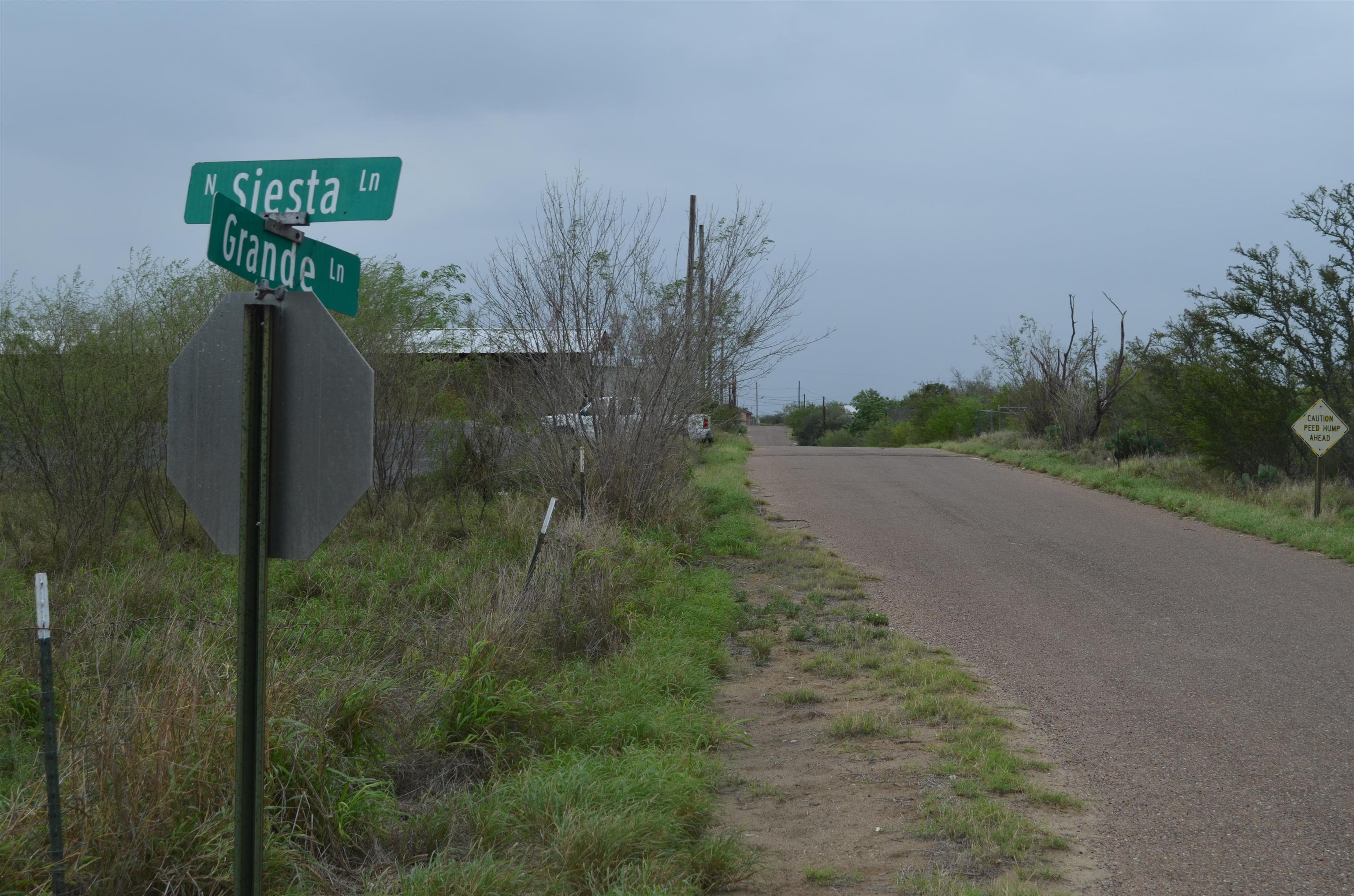 5115 Grande Lane Property Photo 5