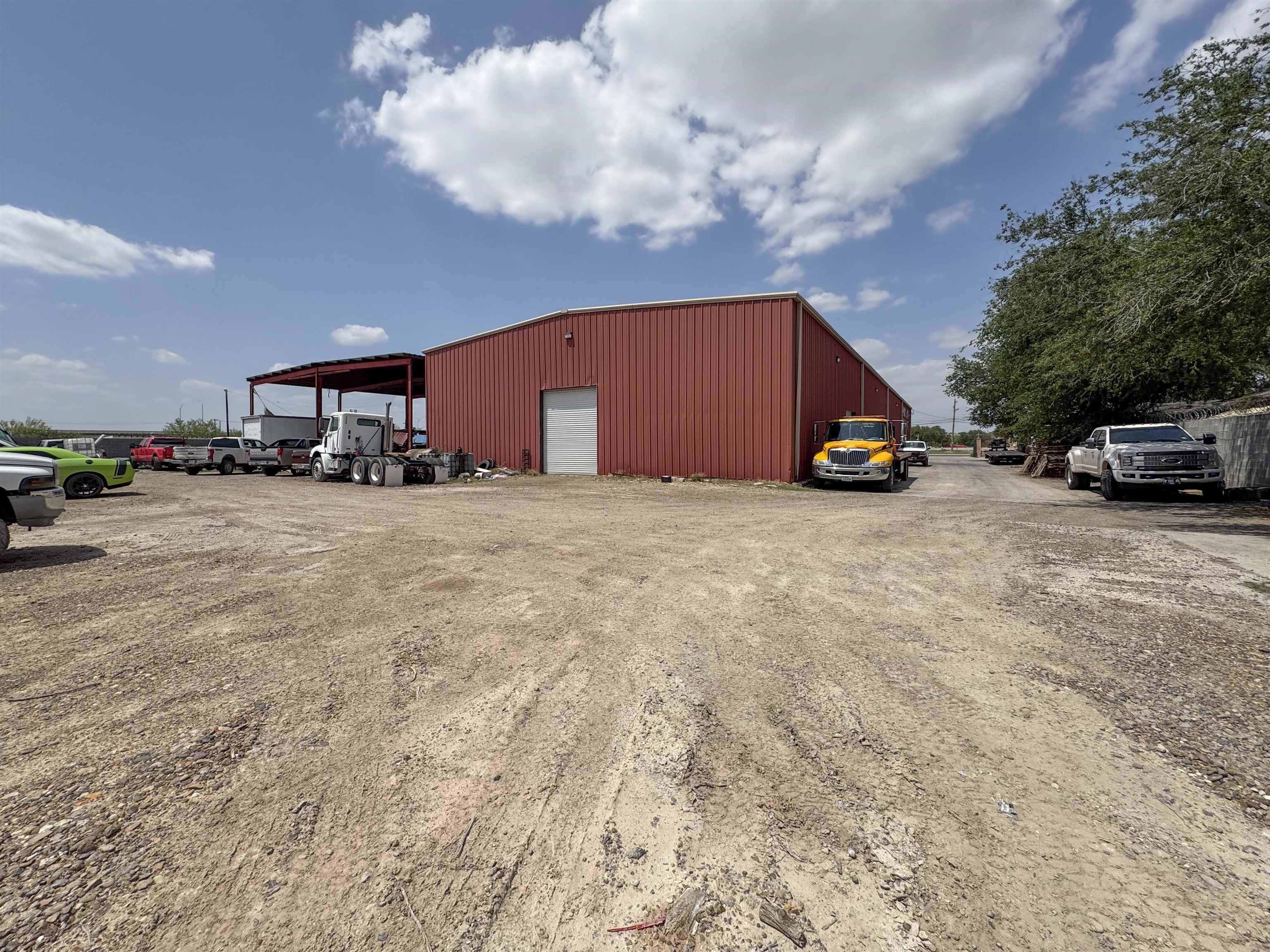 5103 E U.s. Hwy 59 Property Photo 24