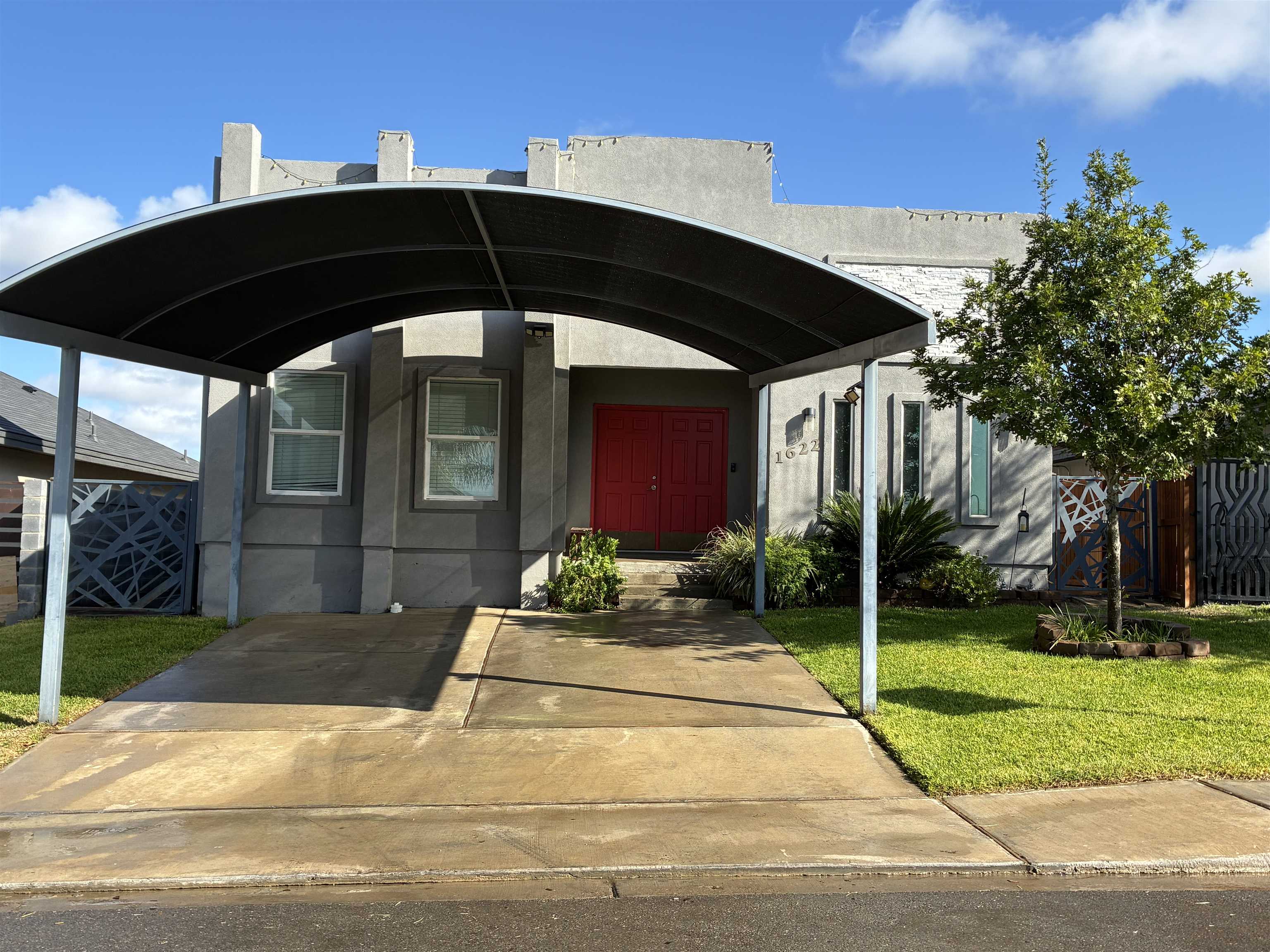 1622 Bilbao Dr. Property Photo 1
