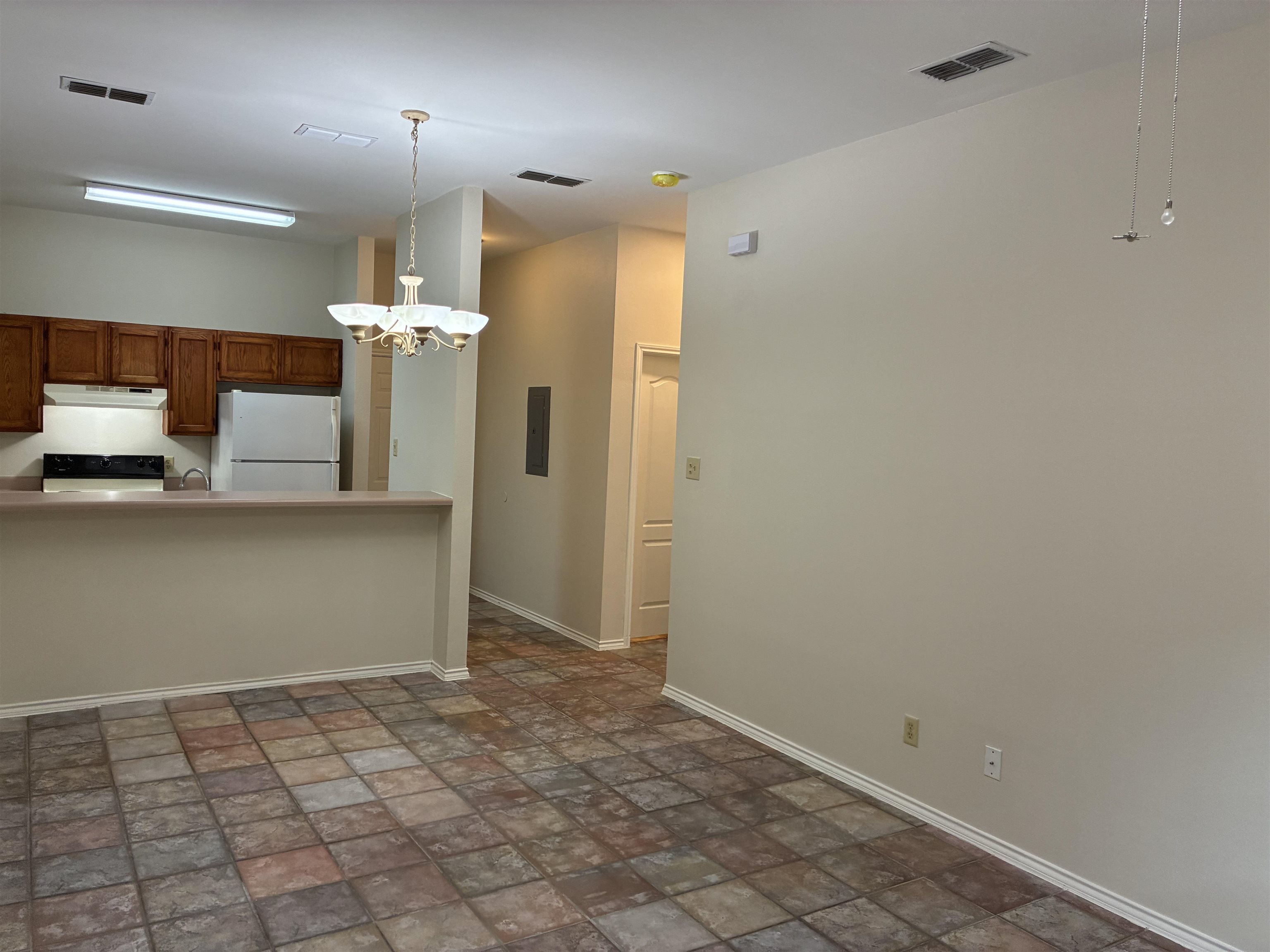 511 Shiloh Dr 14 Property Photo 10