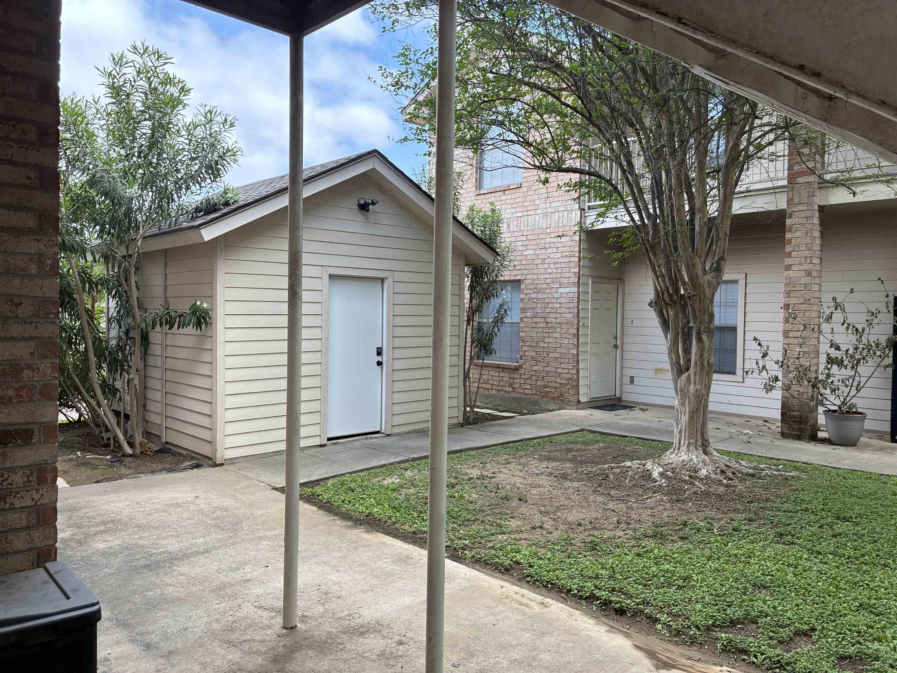 511 Shiloh Dr 14 Property Photo 16