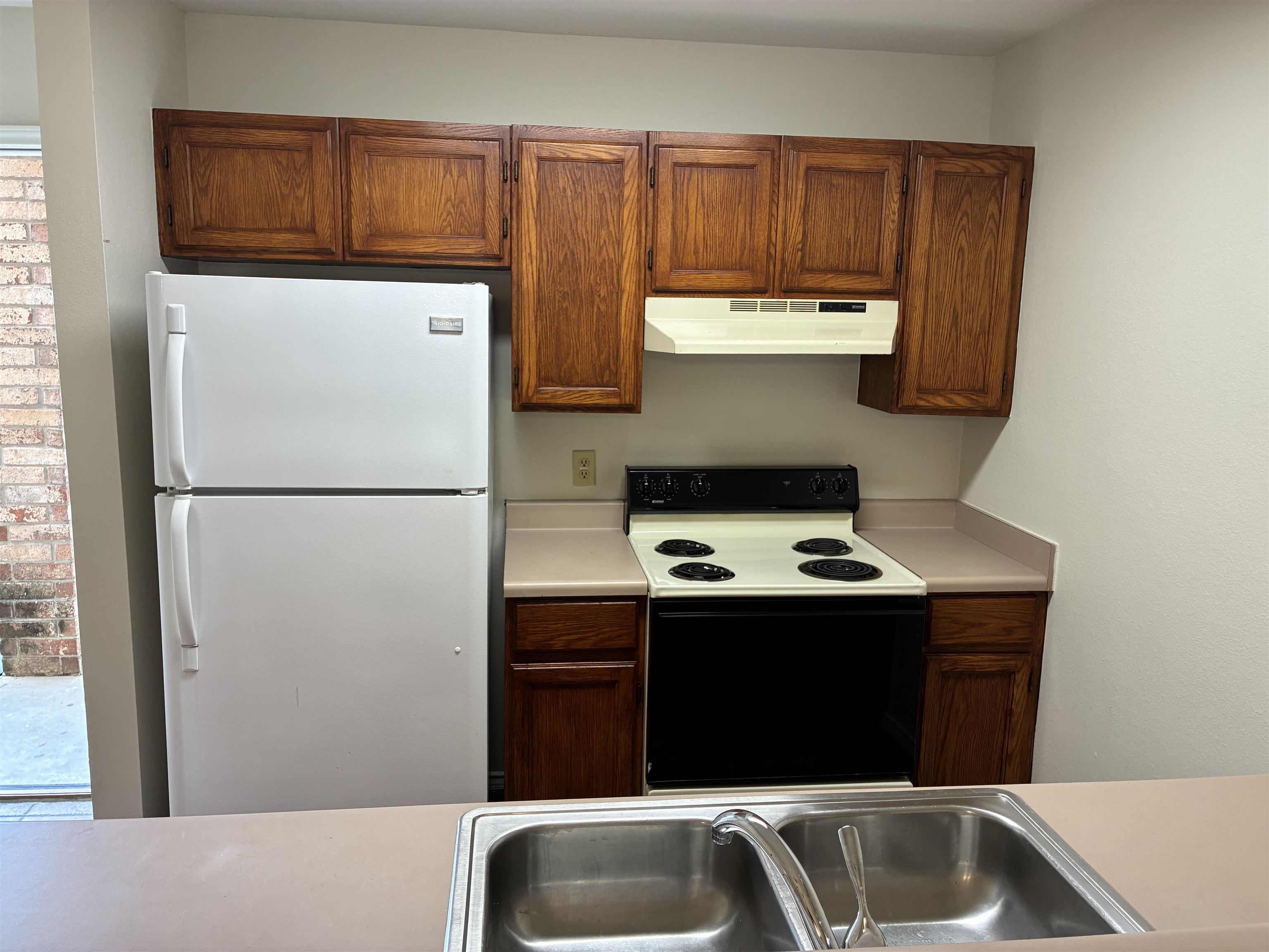 511 Shiloh Dr 6 Property Photo 3
