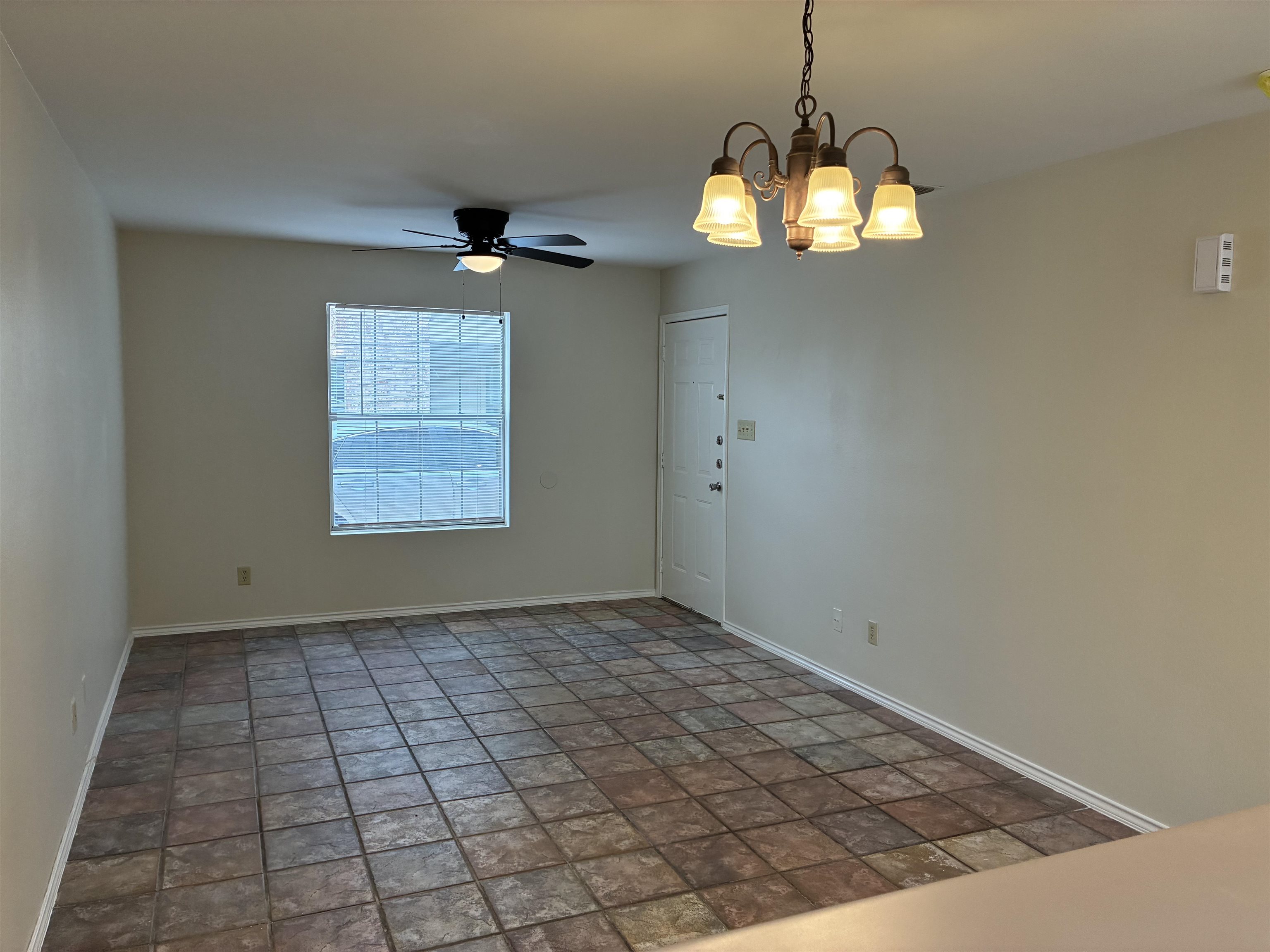 511 Shiloh Dr 6 Property Photo 8