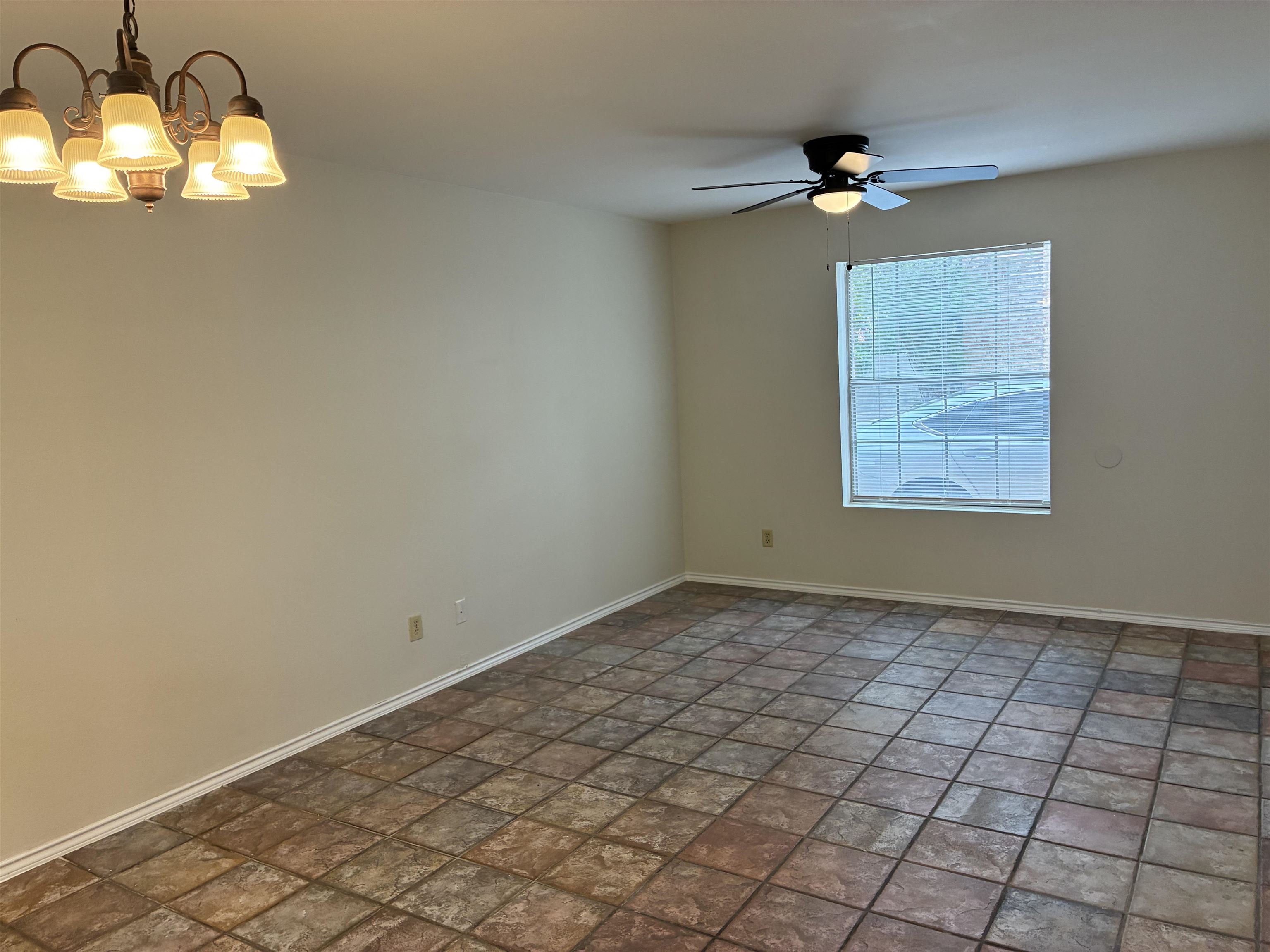 511 Shiloh Dr 6 Property Photo 10