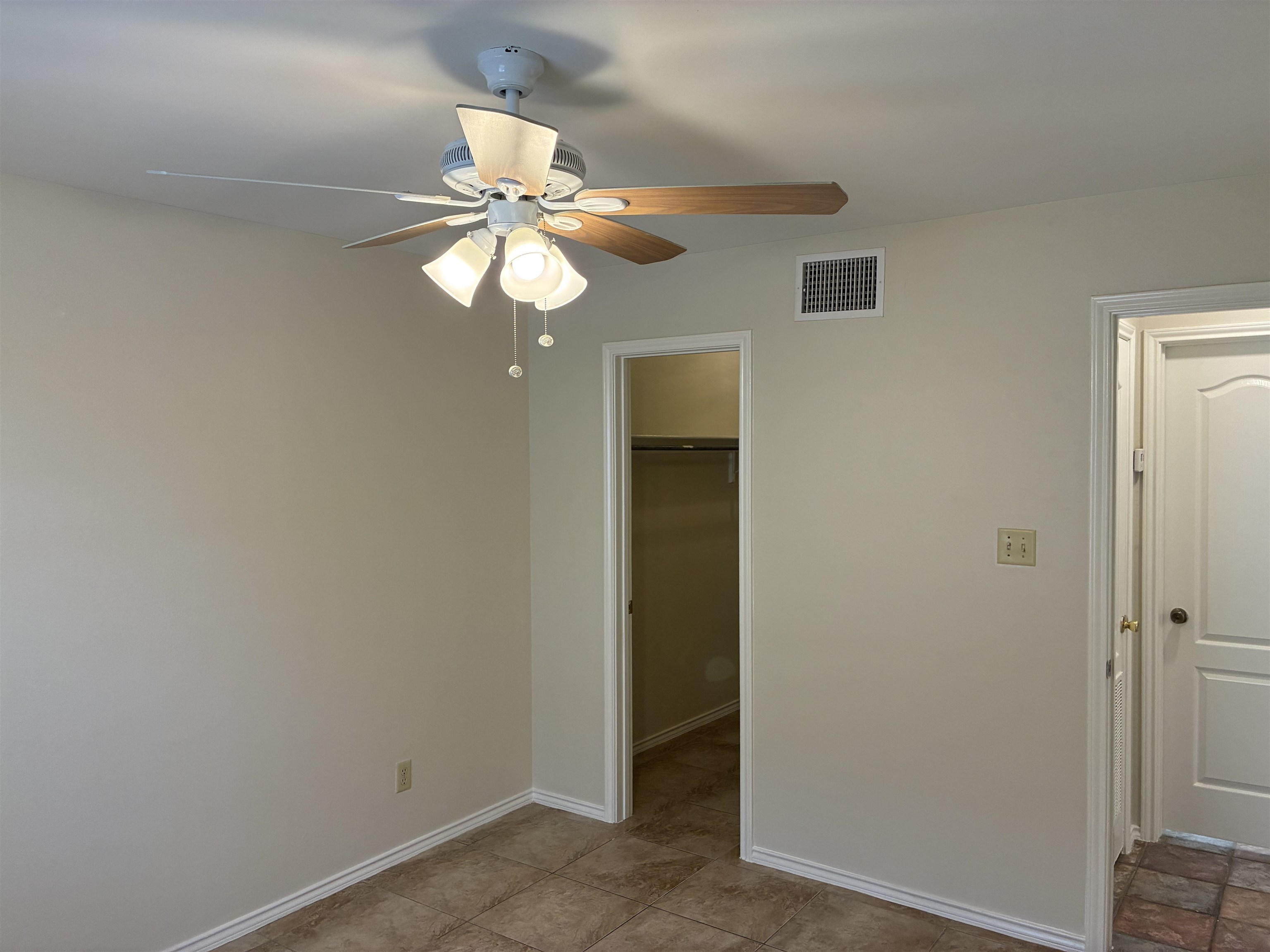 511 Shiloh Dr 6 Property Photo 15