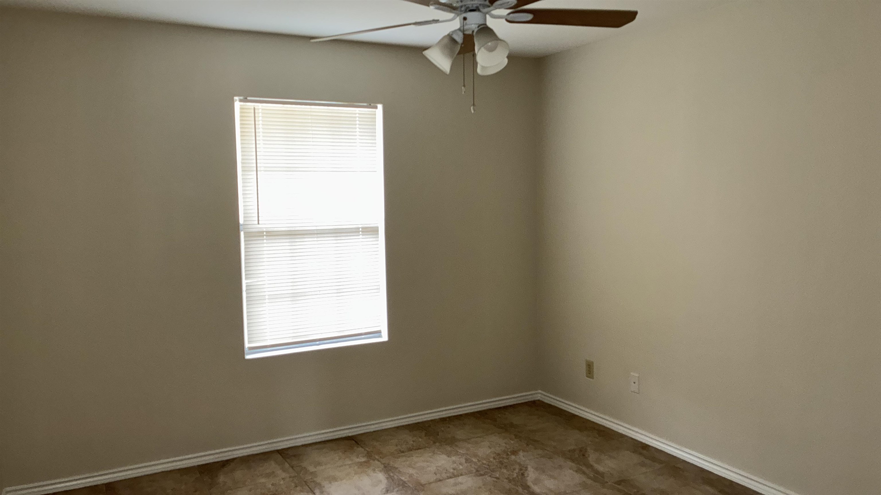 511 Shiloh Dr 6 Property Photo 23