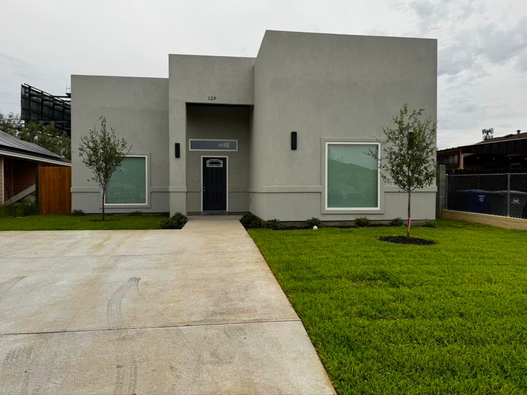 129 Asturias Cts Property Photo 1