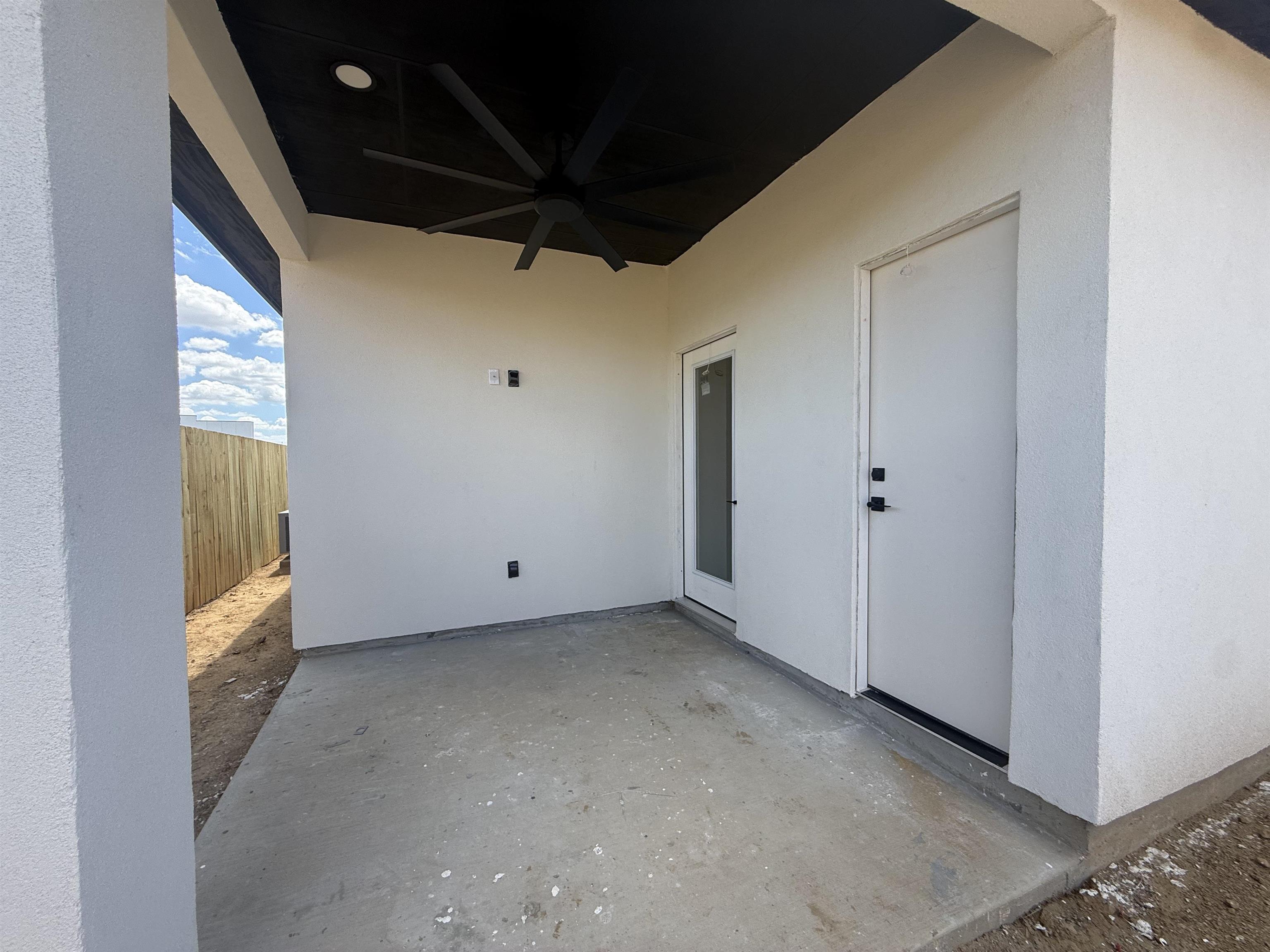 222 Lusitano Dr. Property Photo 20