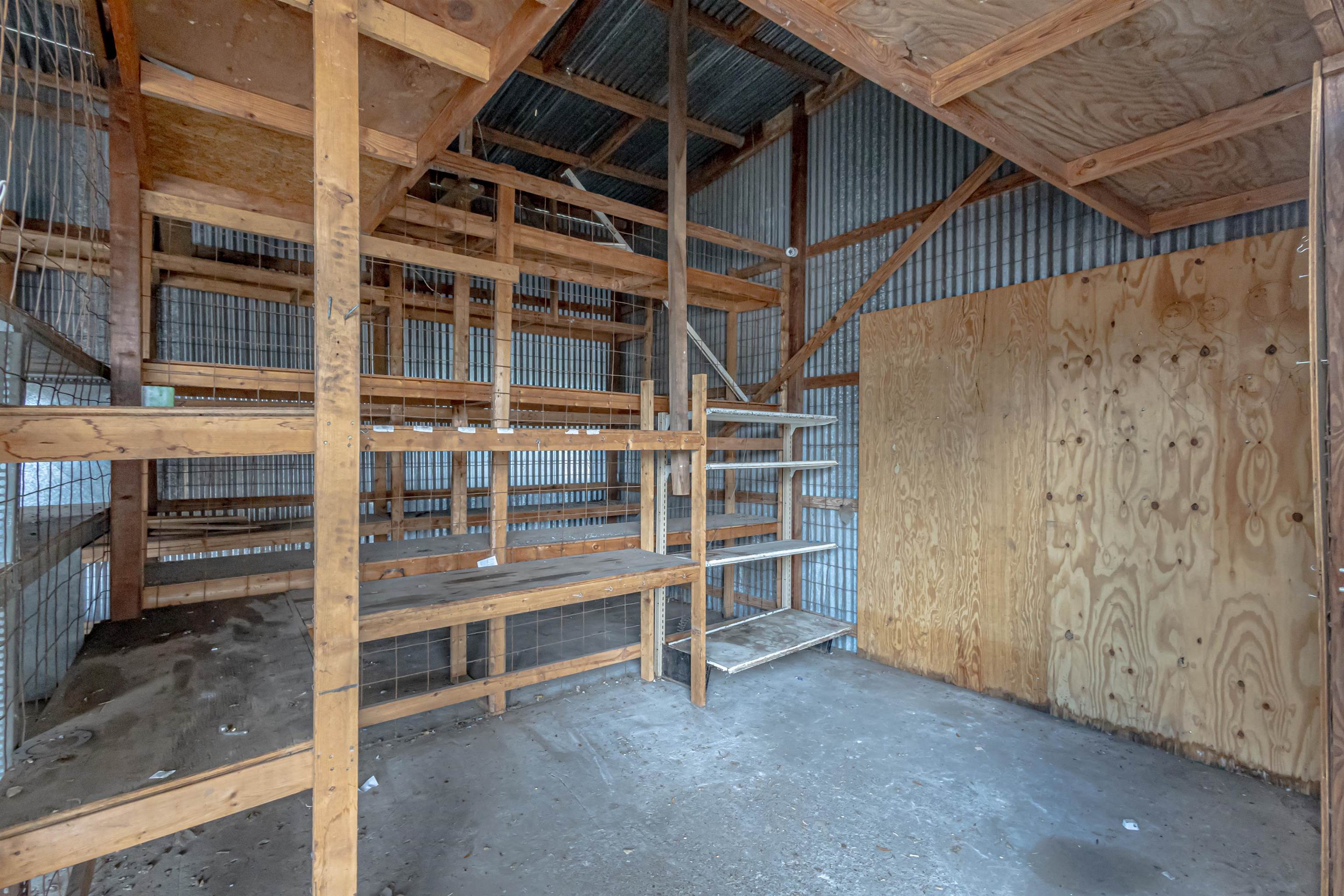 603 N Loring Ave Property Photo 18