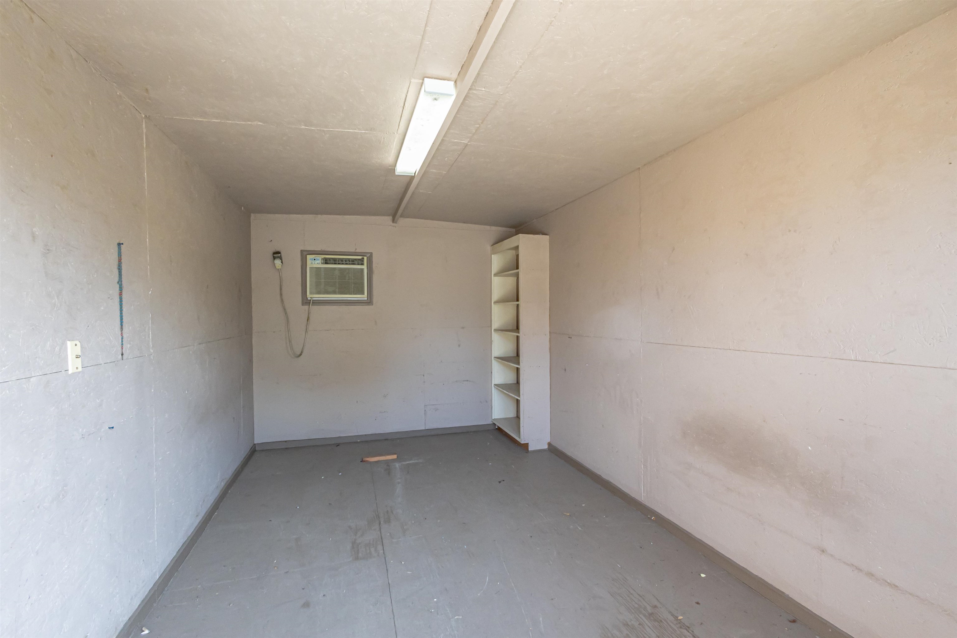 603 N Loring Ave Property Photo 25